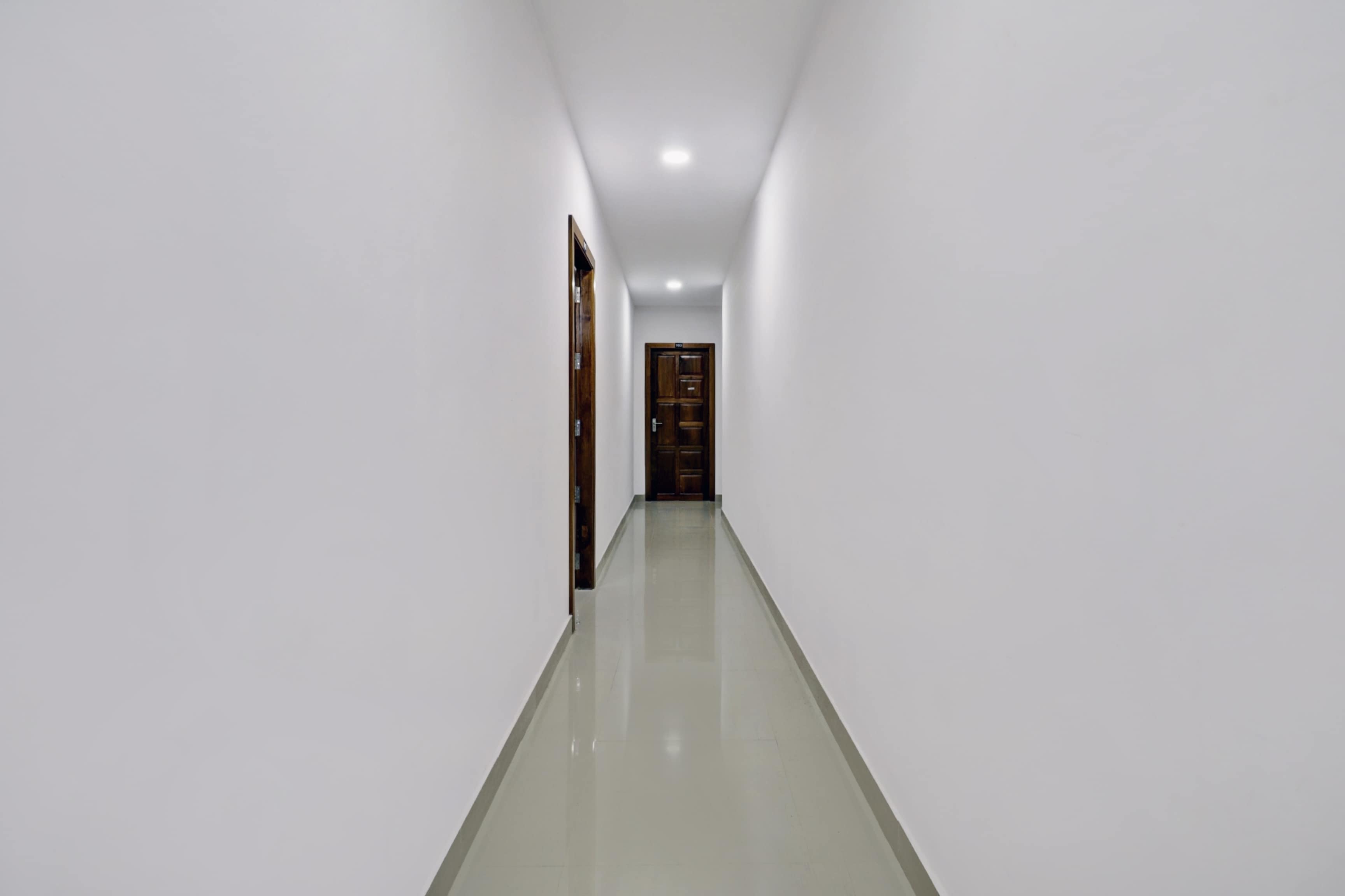 Super Hotel O Anayara Near Lulu Mall Formerly Timber Residency in Thiruvananthapuram