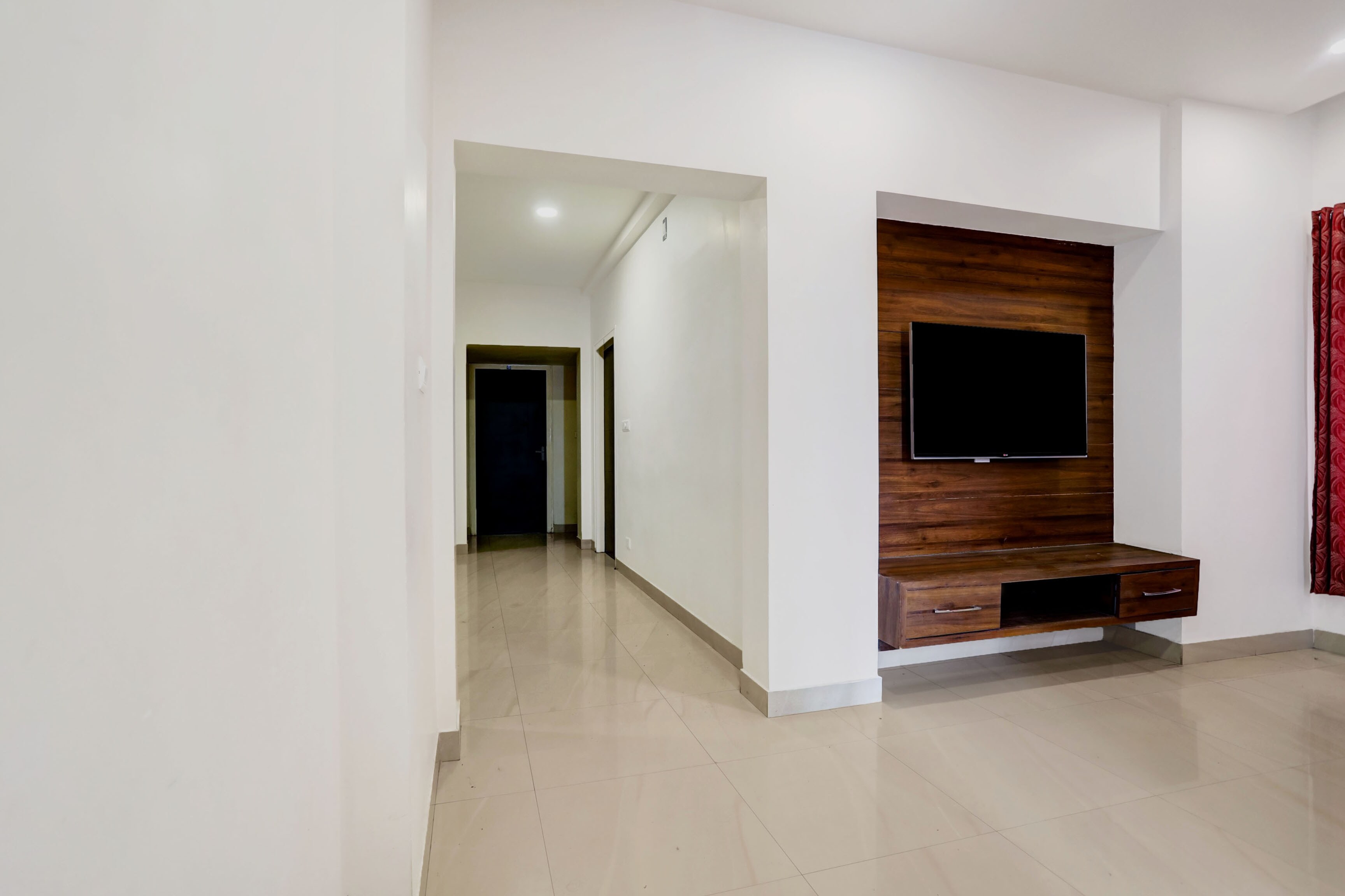 Super Hotel O Ashok Nagar Near JNTU College in Hyderabad