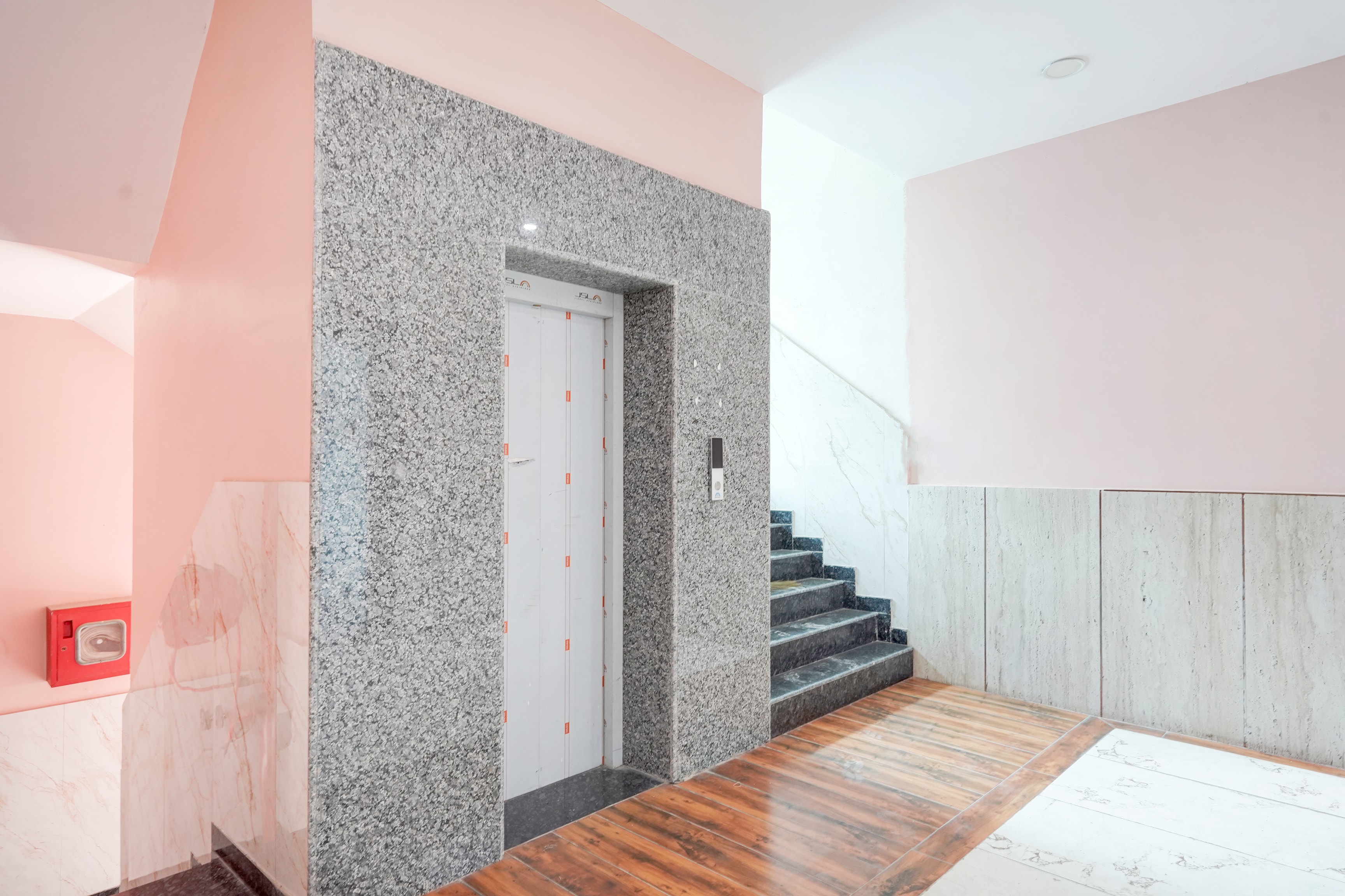 Super Hotel O Blue World Theme Park Formerly Hotel Mandhana in Kanpur