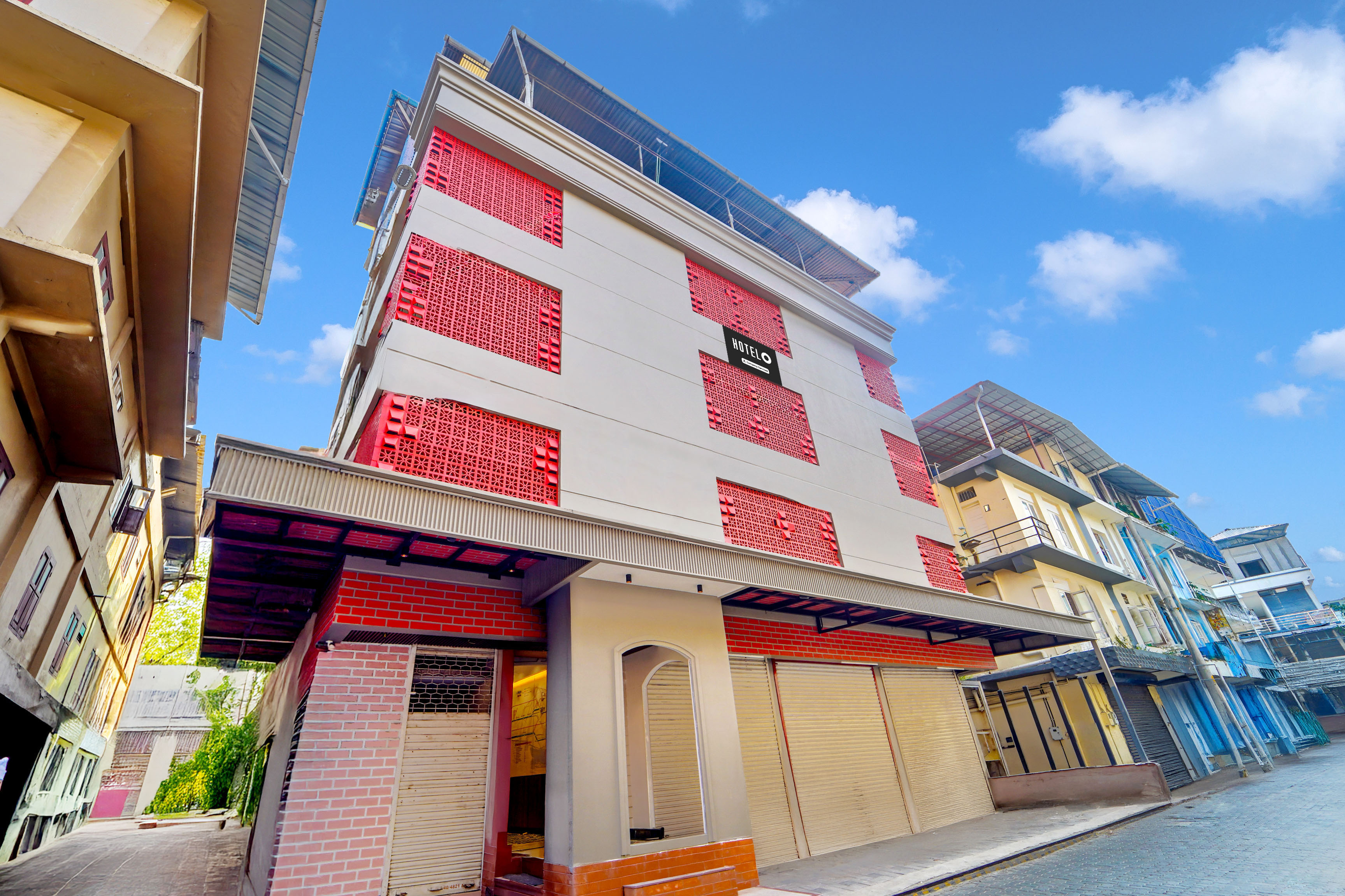 Super Hotel O Broadway Ernakulam in Kochi