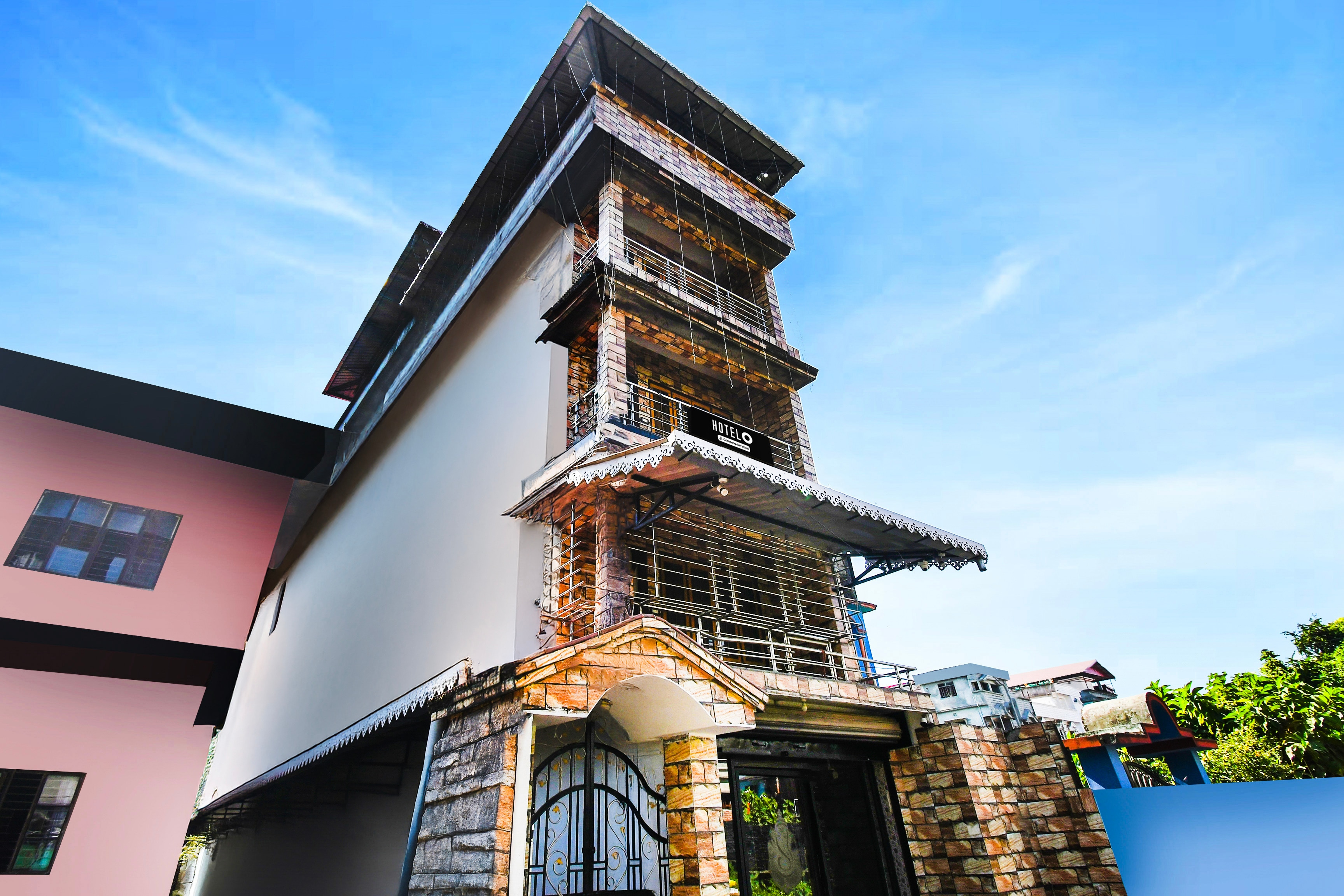 Super Hotel O Champasari Siliguri Formerly Four Fox Suits in Siliguri