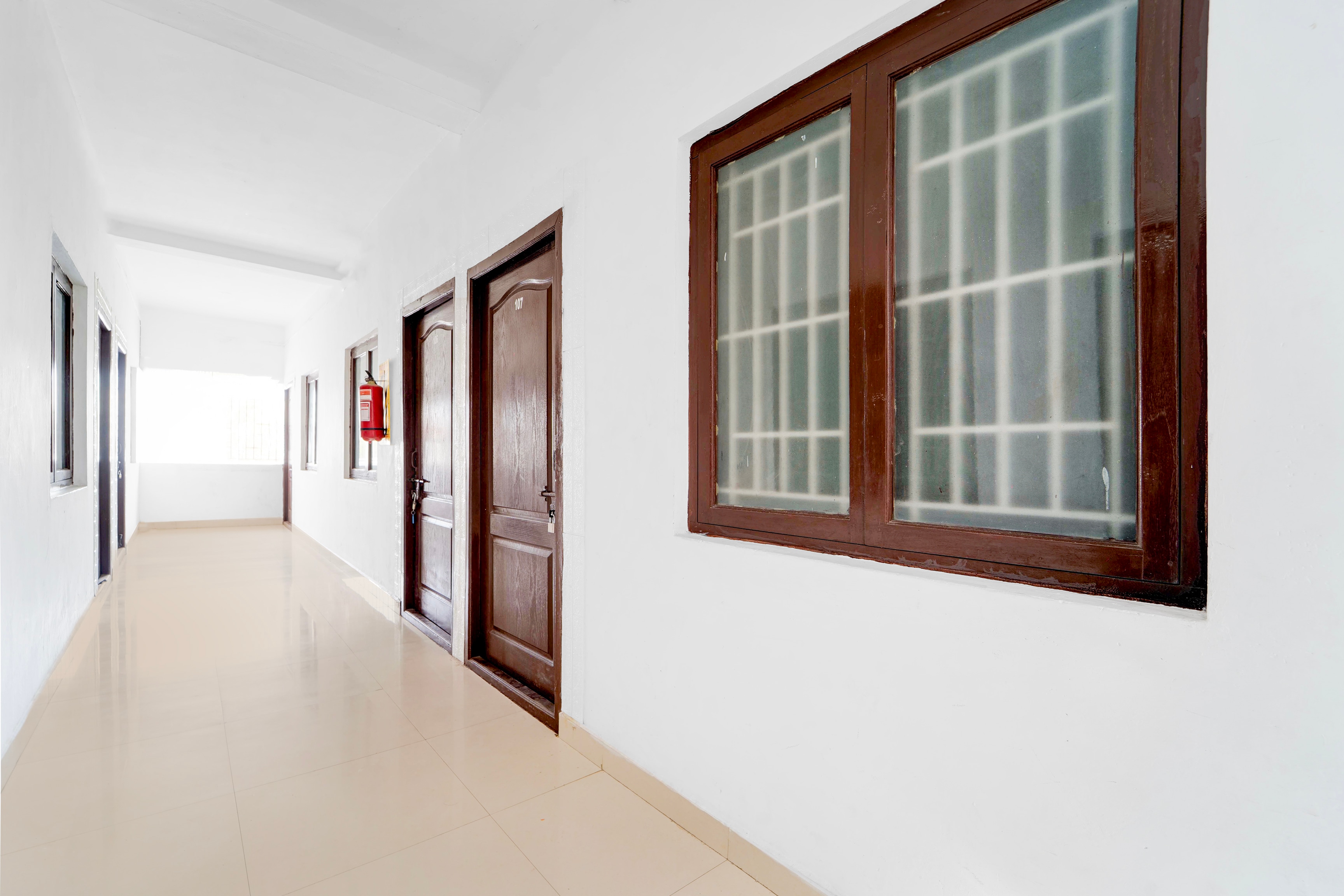 Super Hotel O Coimbatore International Airport East Zone in Coimbatore