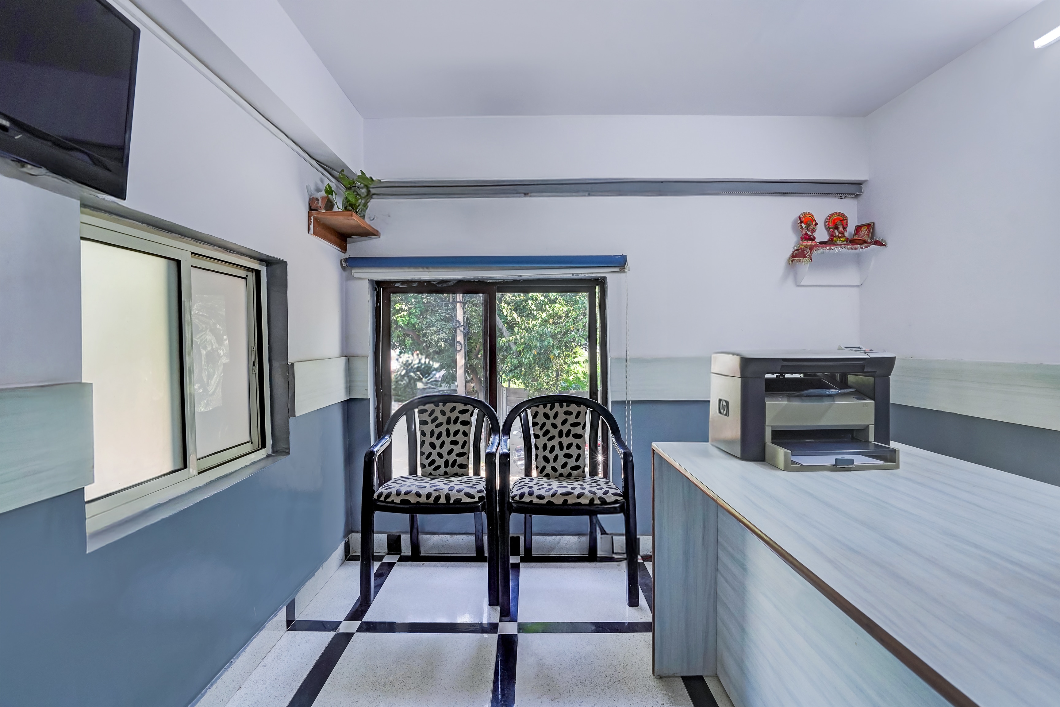 Super Hotel O DLF Phase 1 Metro Station Gurugram in Gurgaon