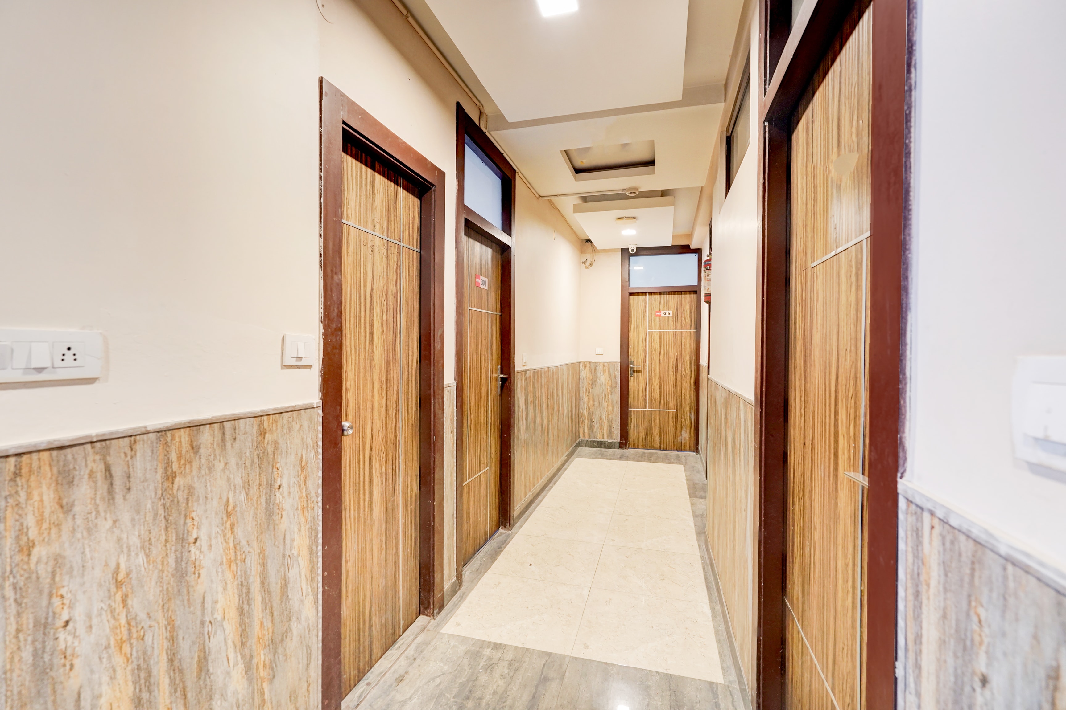 Super Hotel O GMS Road Near Bus Stand in Dehradun