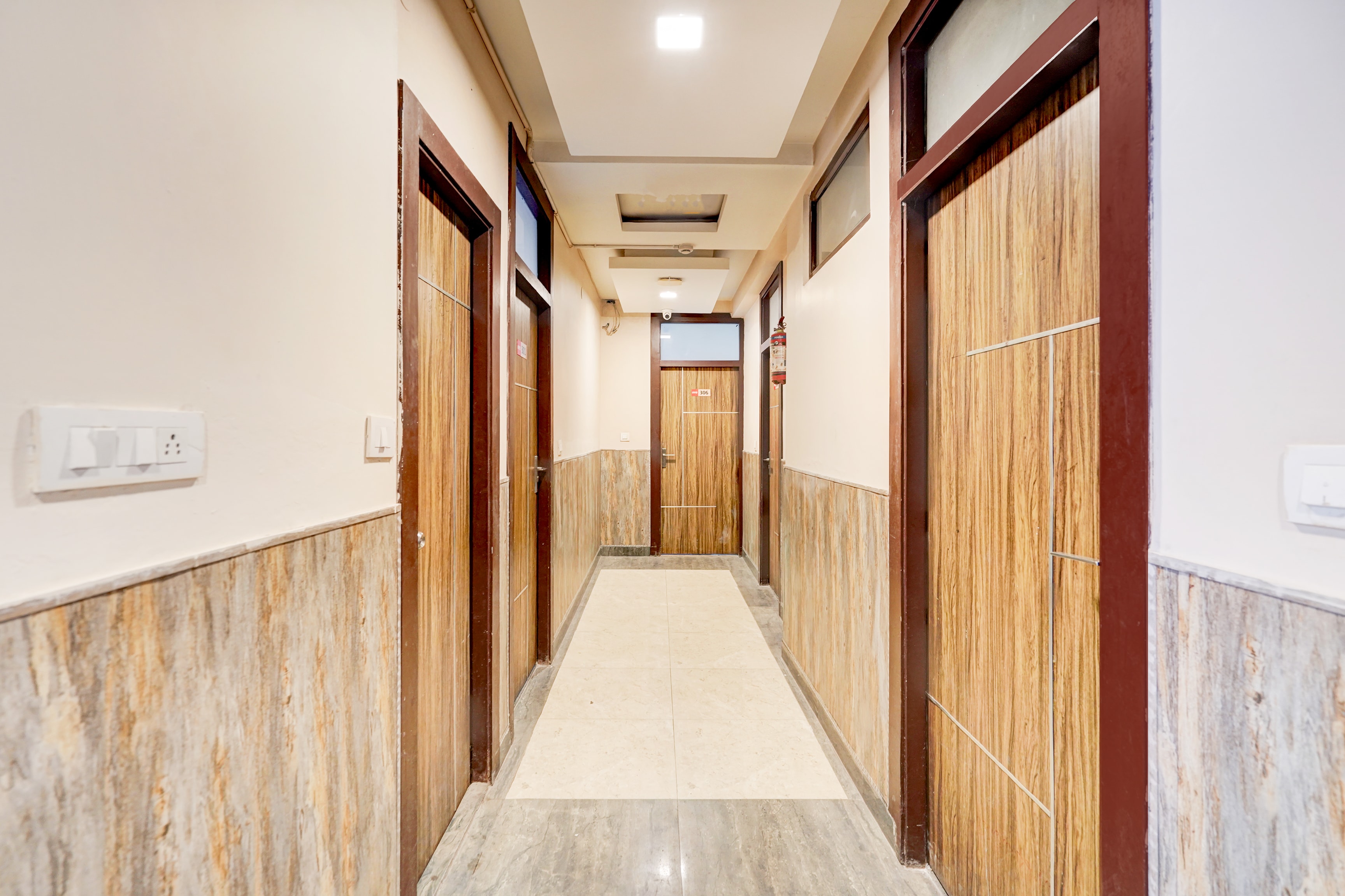 Super Hotel O GMS Road Near Bus Stand in Dehradun