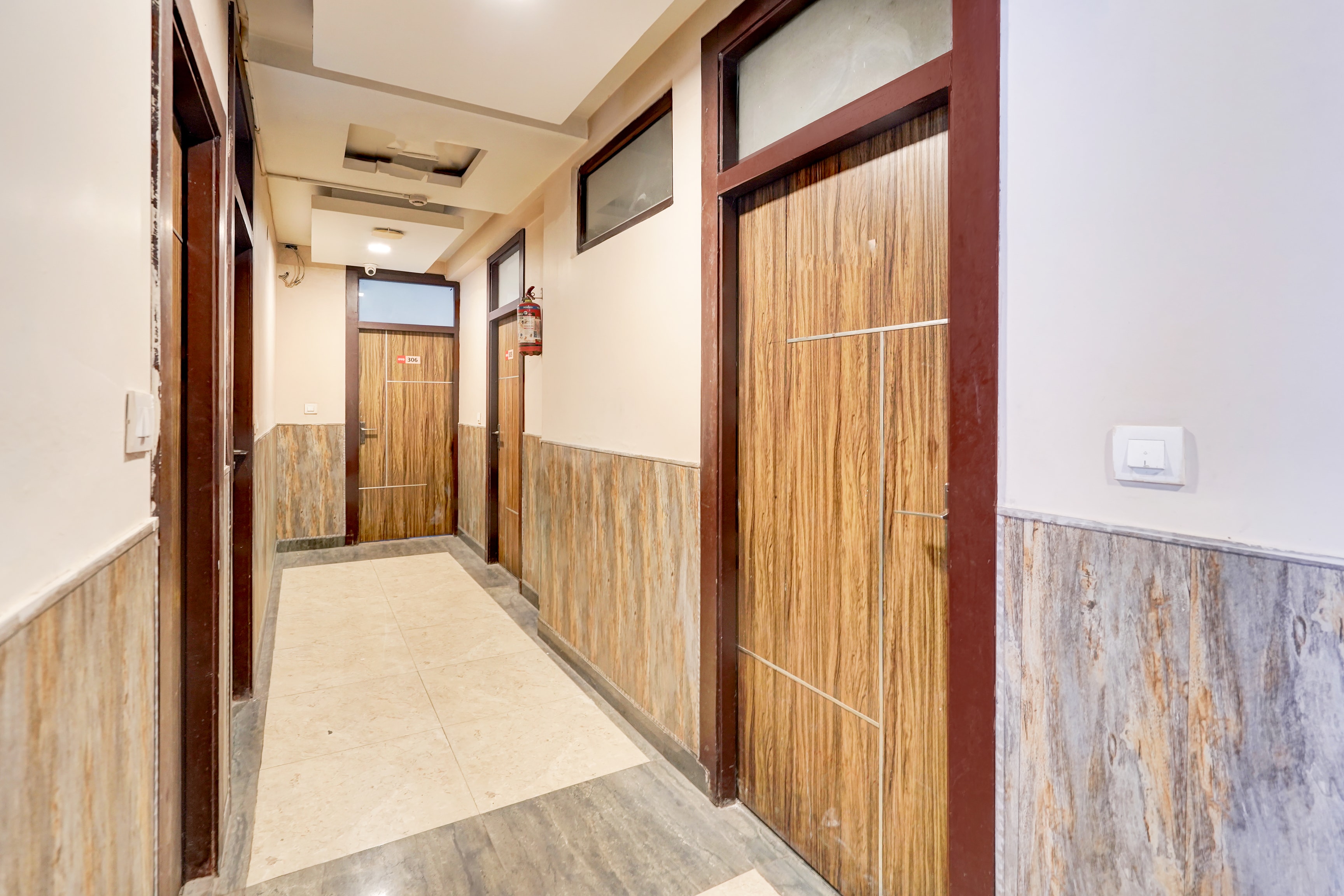 Super Hotel O GMS Road Near Bus Stand in Dehradun