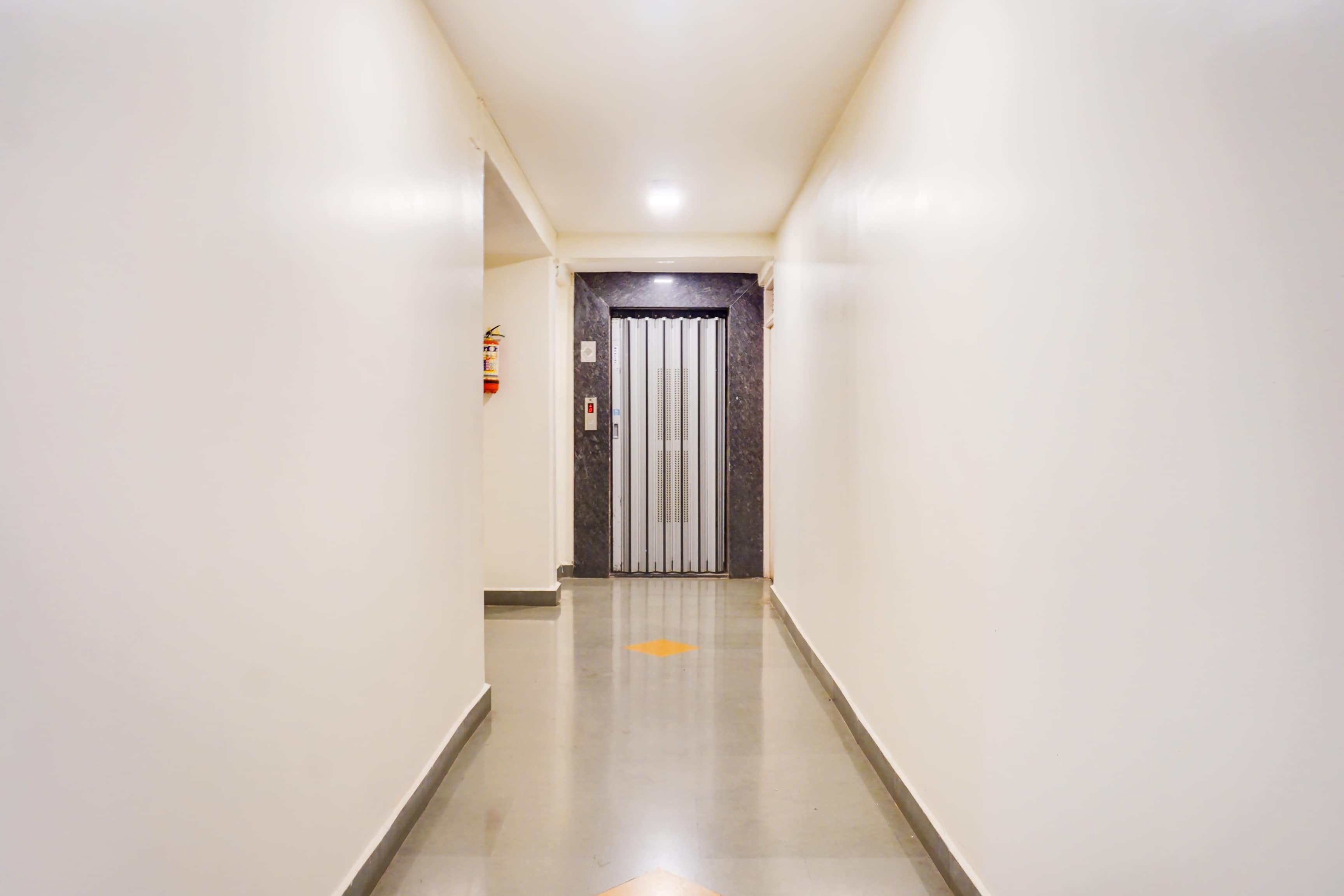 Super Hotel O Jadhav Nagar Near Sinhgad College in Pune