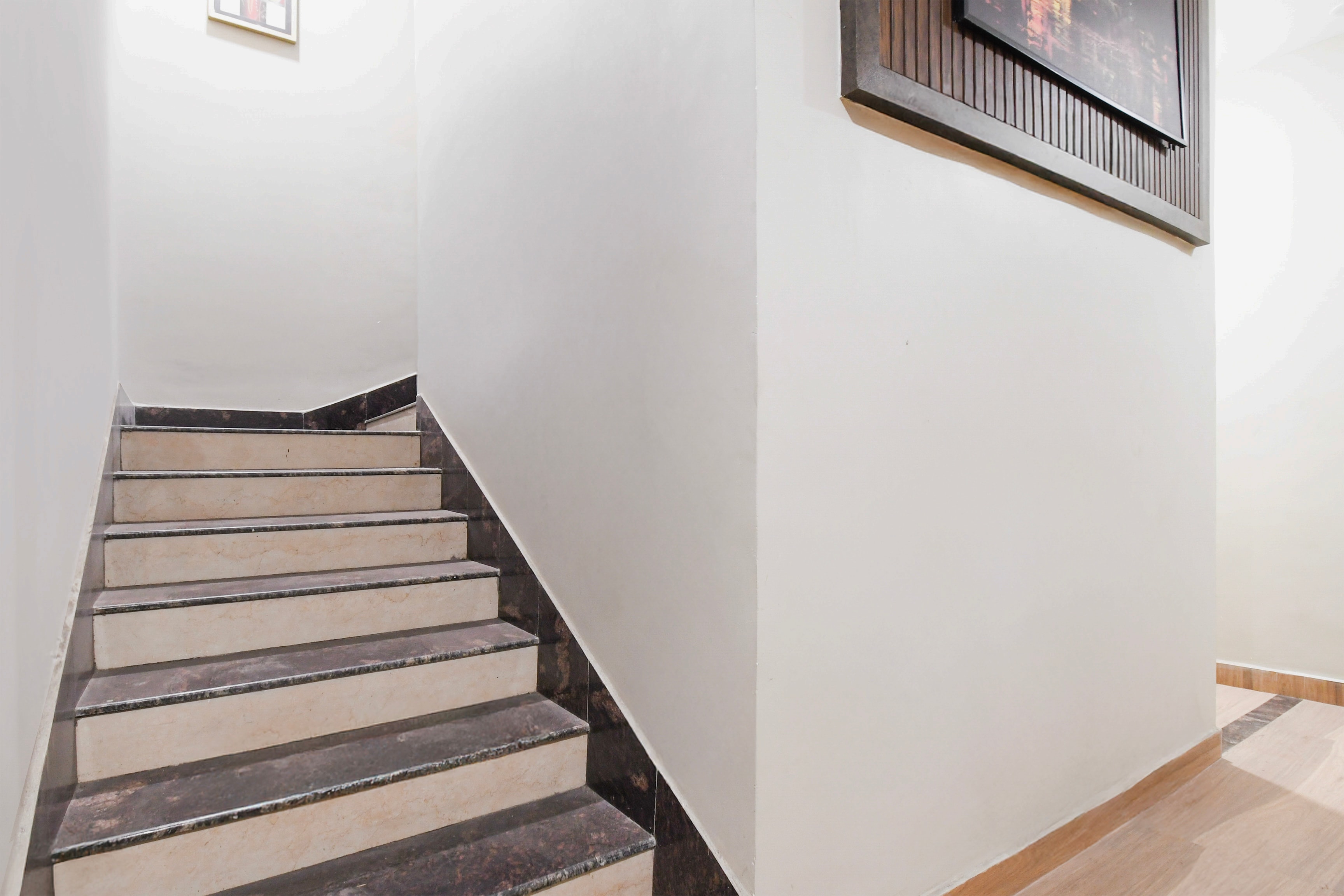 Super Hotel O Jamshedpur Near Burma Mines Formerly Hotel Square in Jamshedpur