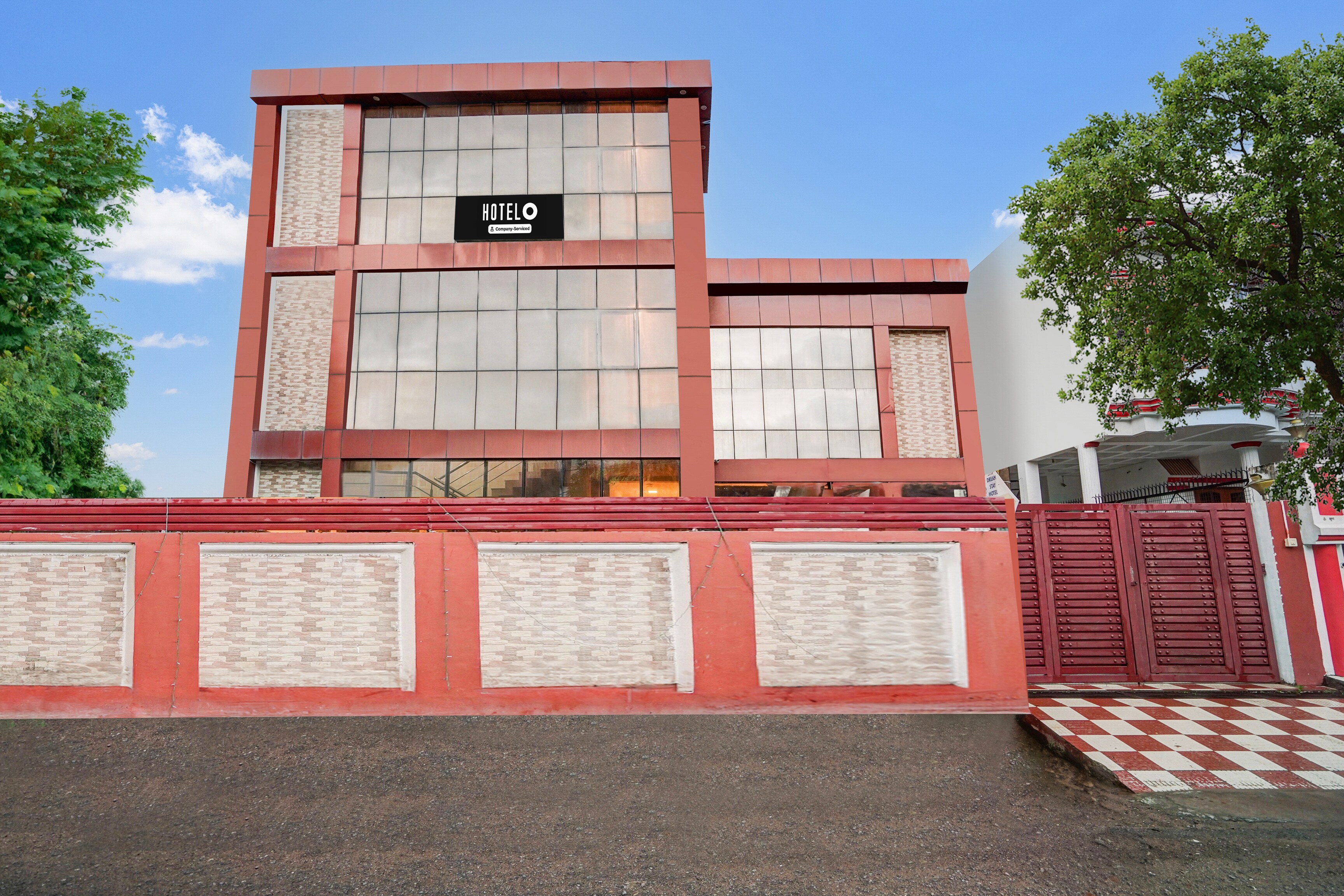 Super Hotel O Jankipuram Vikas Nagar in Lucknow