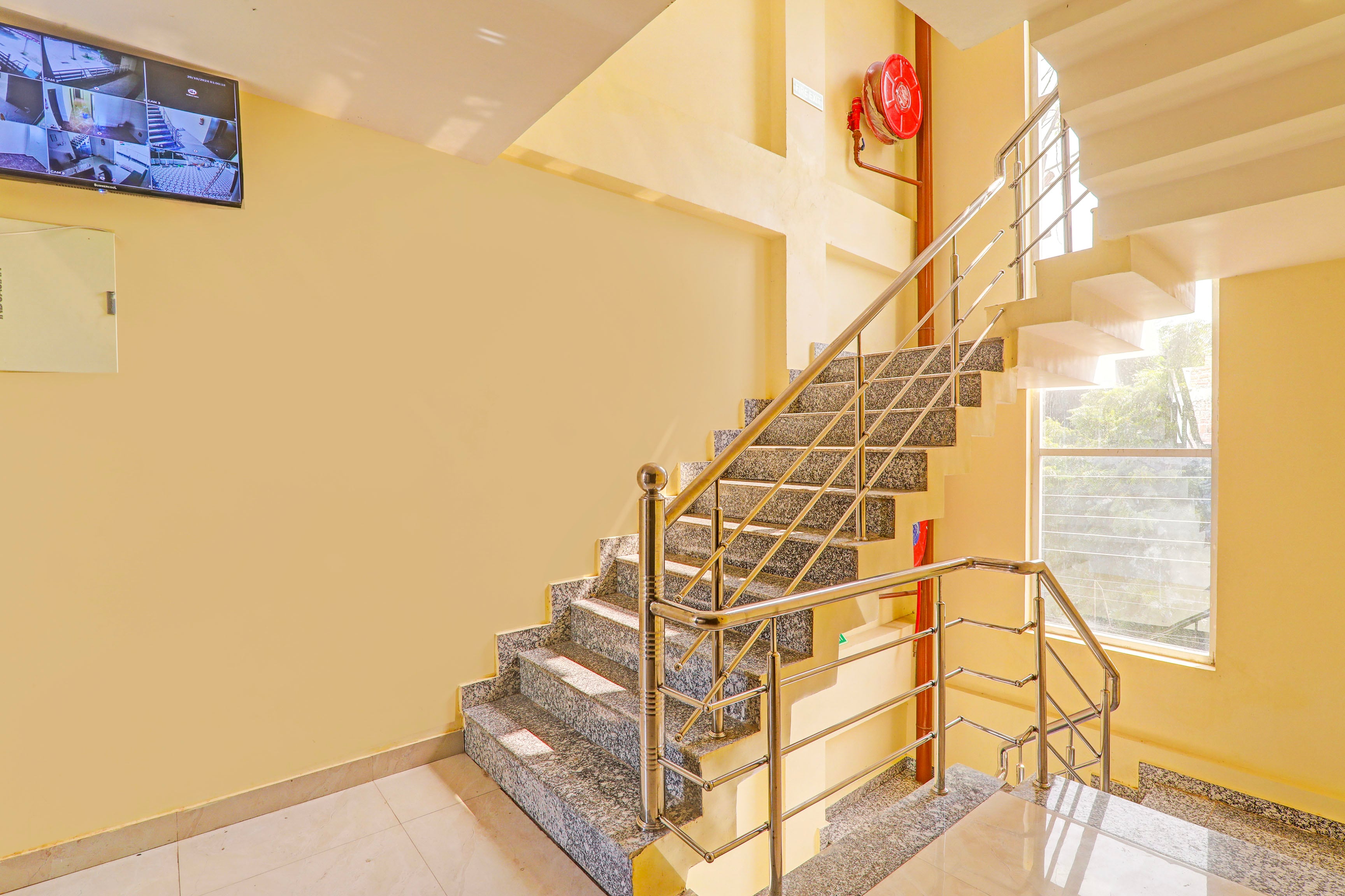 Super Hotel O Kathauta Jheel Malhaur Gomti Nagar in Lucknow