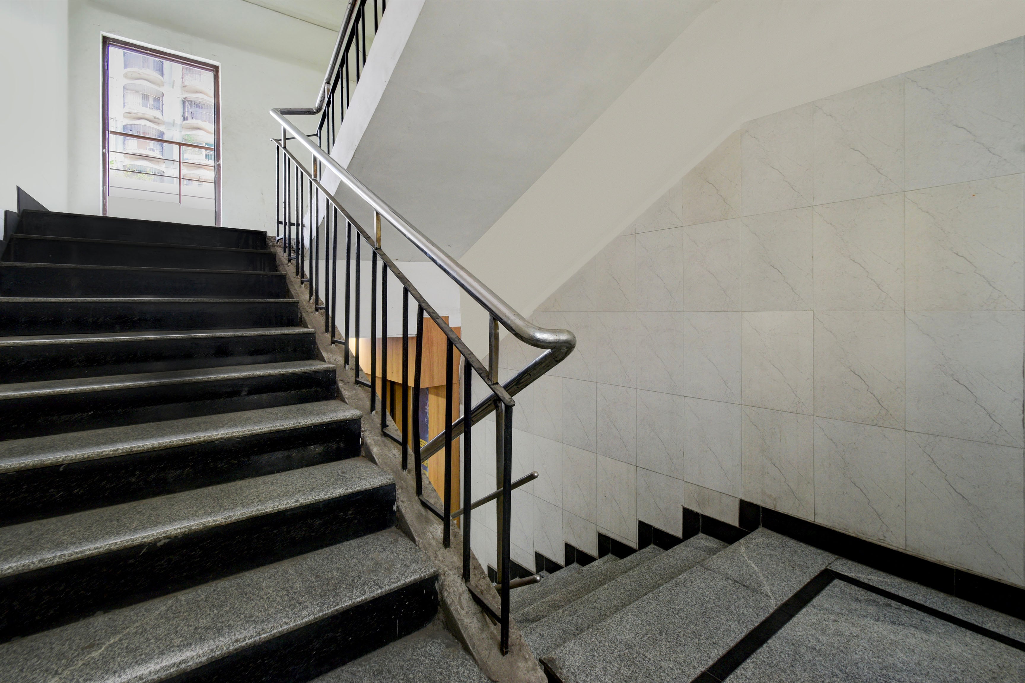 Super Hotel O Lakdikapul Near Birla Mandir in Hyderabad