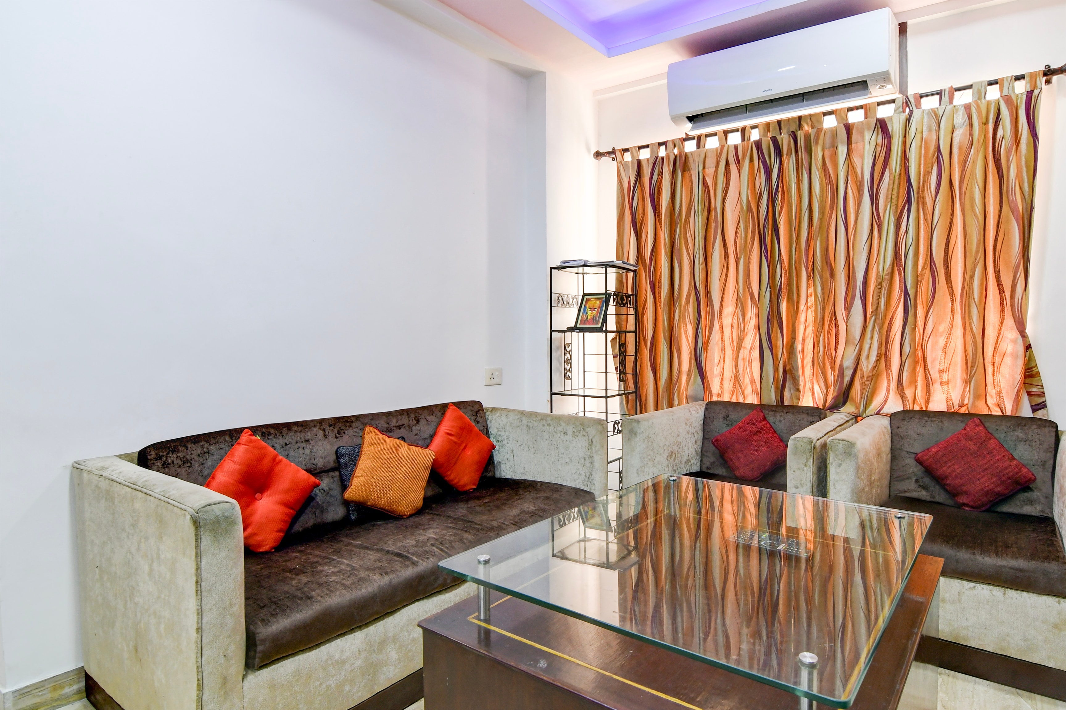 Super Hotel O New Town Near Axis Mall Formerly Spandan Inn in Kolkata