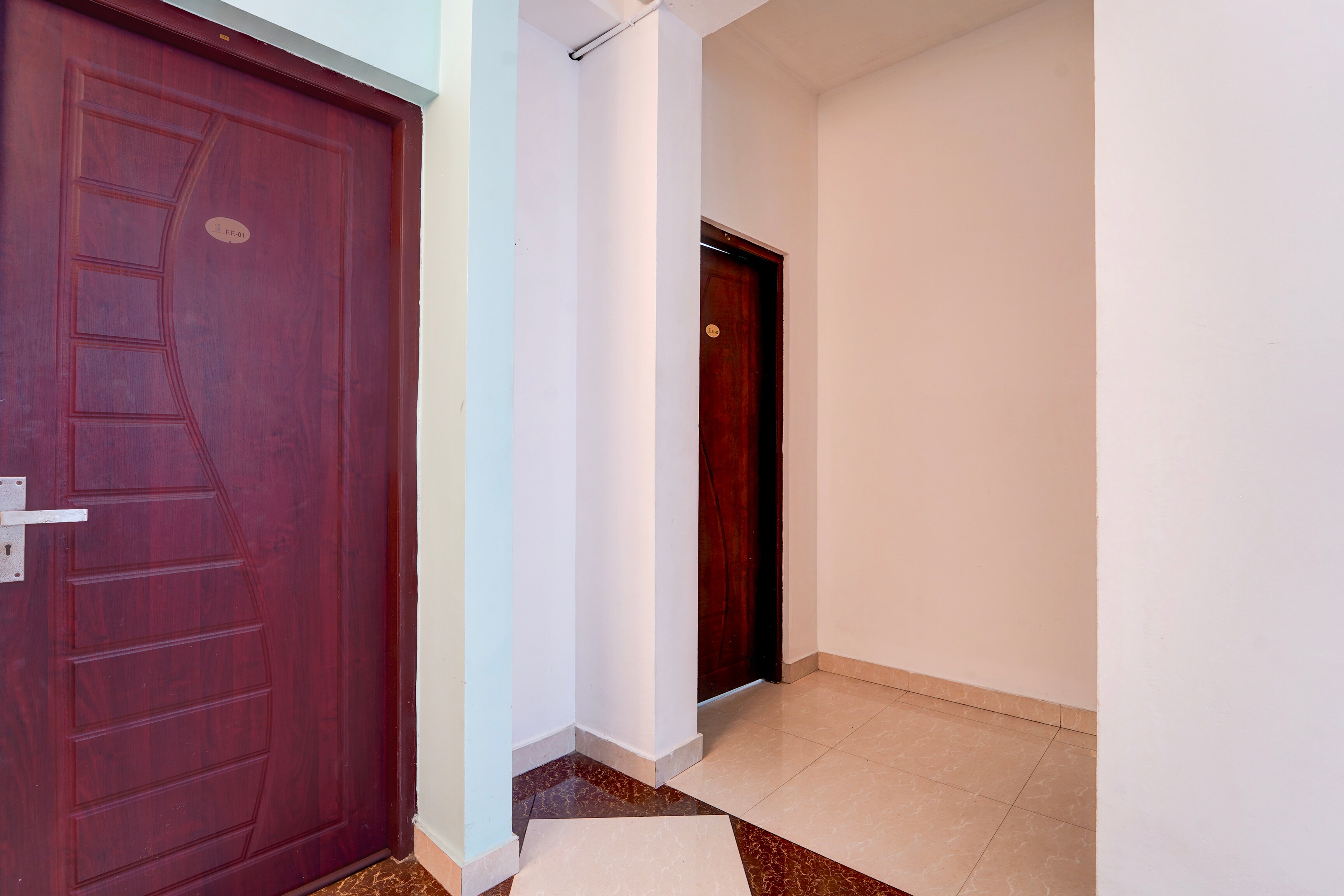 Super Hotel O Palarivattom Metro Station Formerly South Gate in Kochi