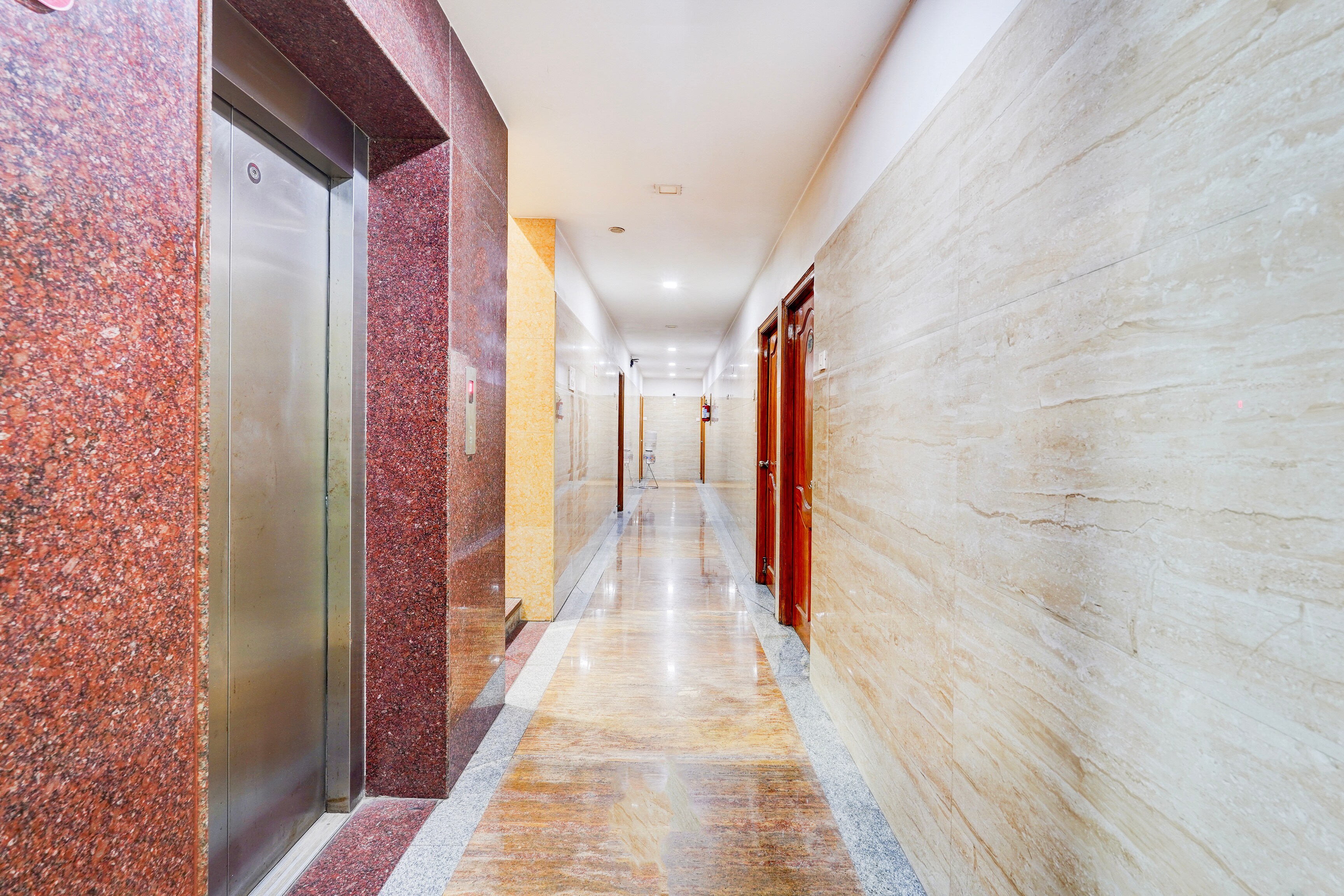 Super Hotel O Porur Formerly Jeya's Elite in Chennai