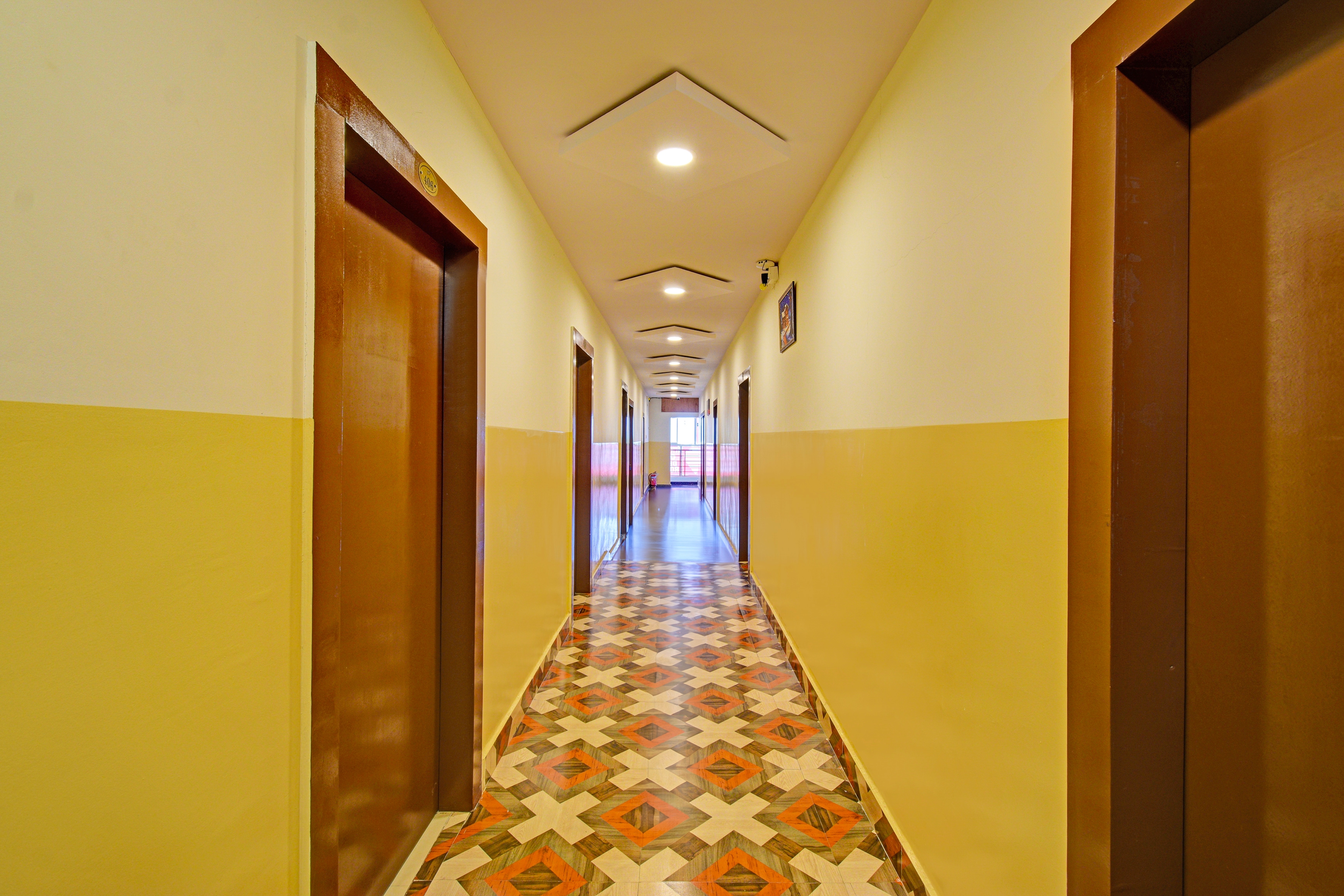 Super Hotel O Priyadarshini Park Formerly Everest Inn in Hyderabad