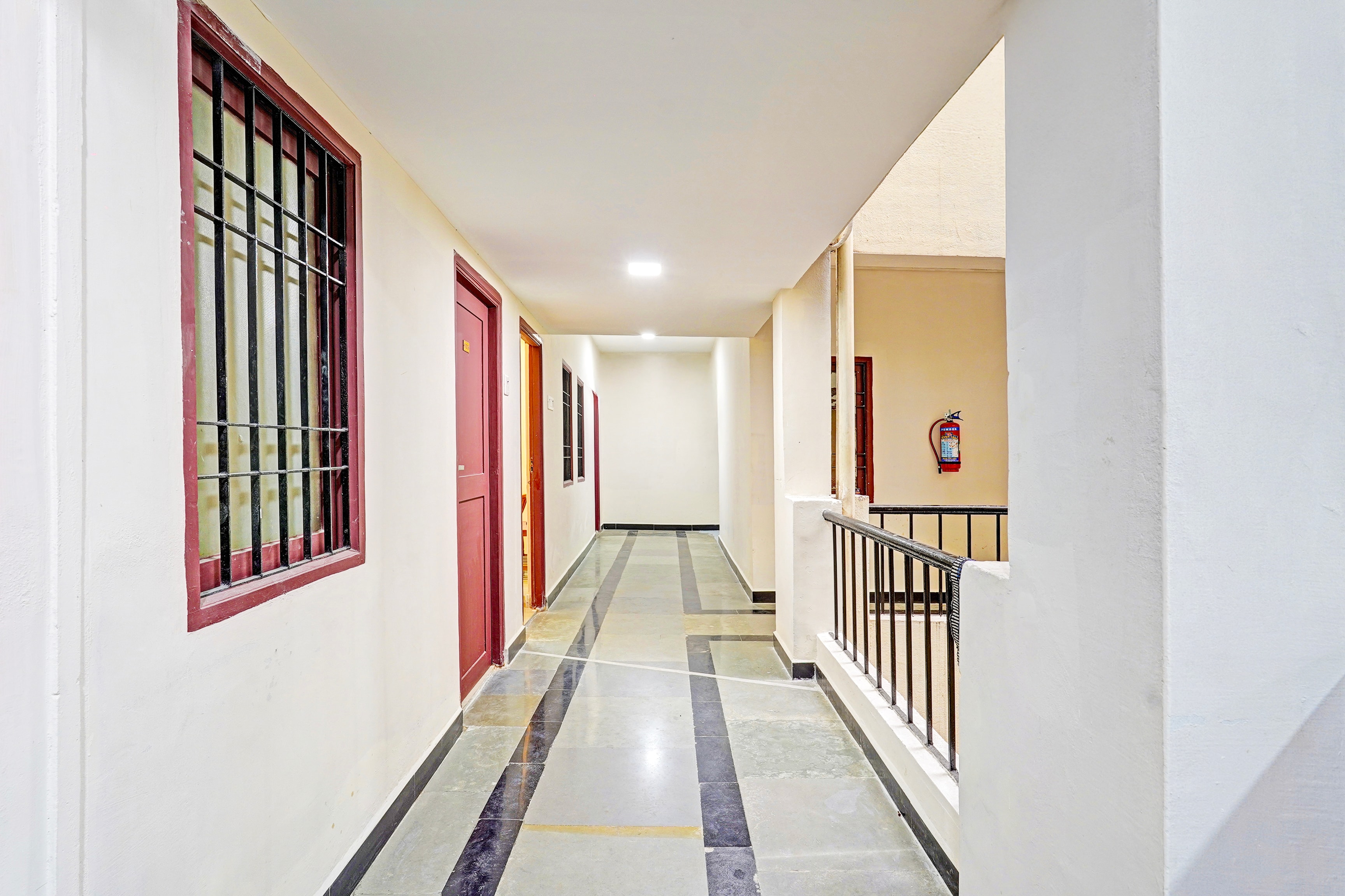 Super Hotel O Purasaiwalkam in Chennai