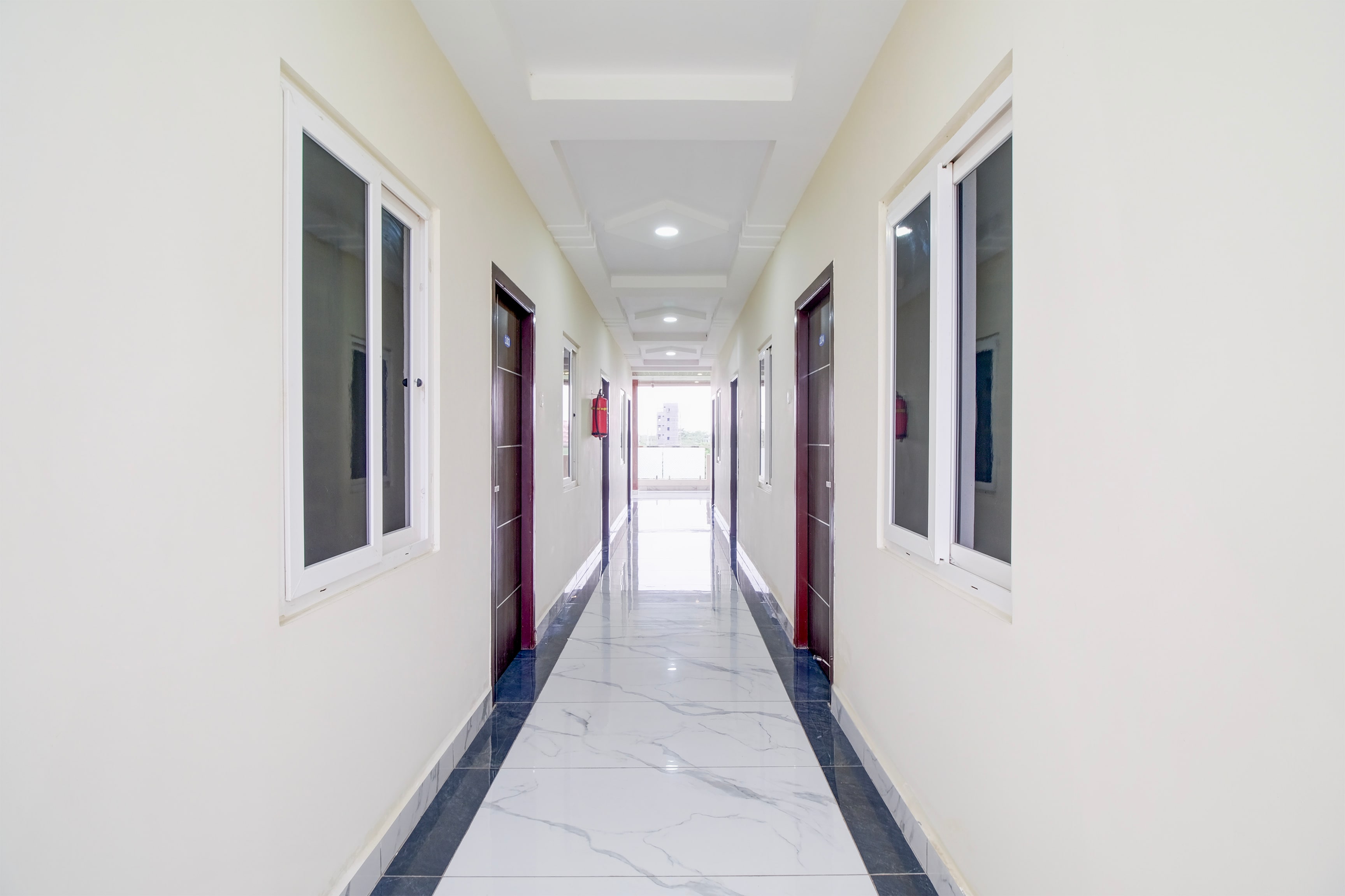 Super Hotel O Ramavarapadu Near PVR Icon in Vijayawada