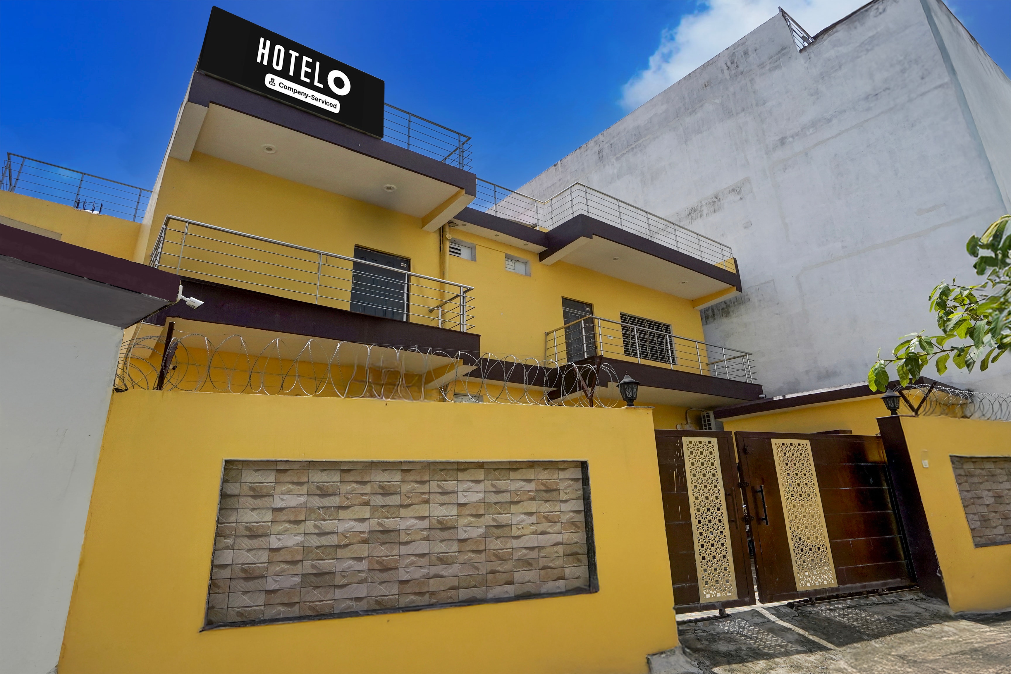 Super Hotel O Samne Ghat in Varanasi