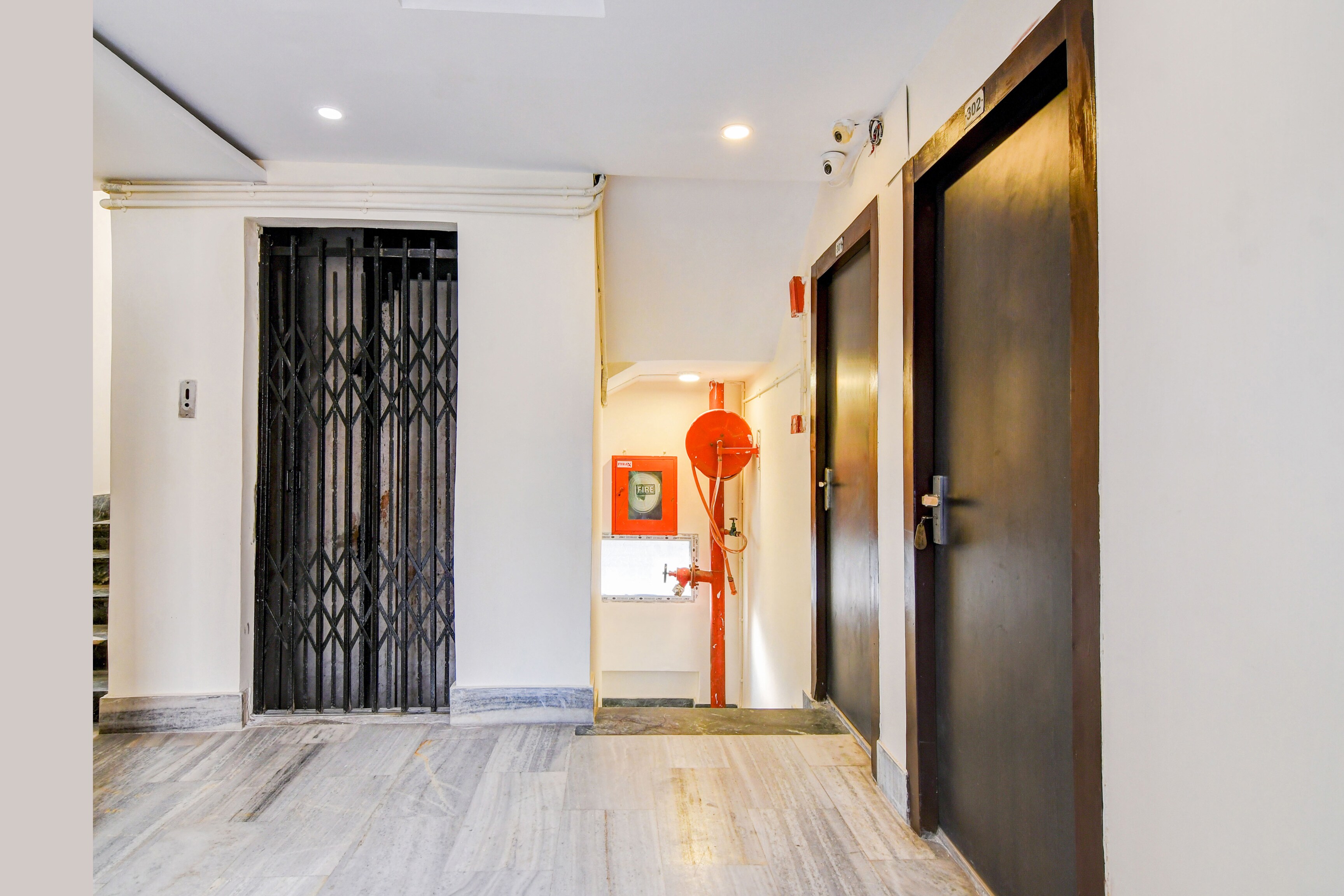 Super Hotel O Sarat Bose Road Formerly Shree Guest House in Kolkata