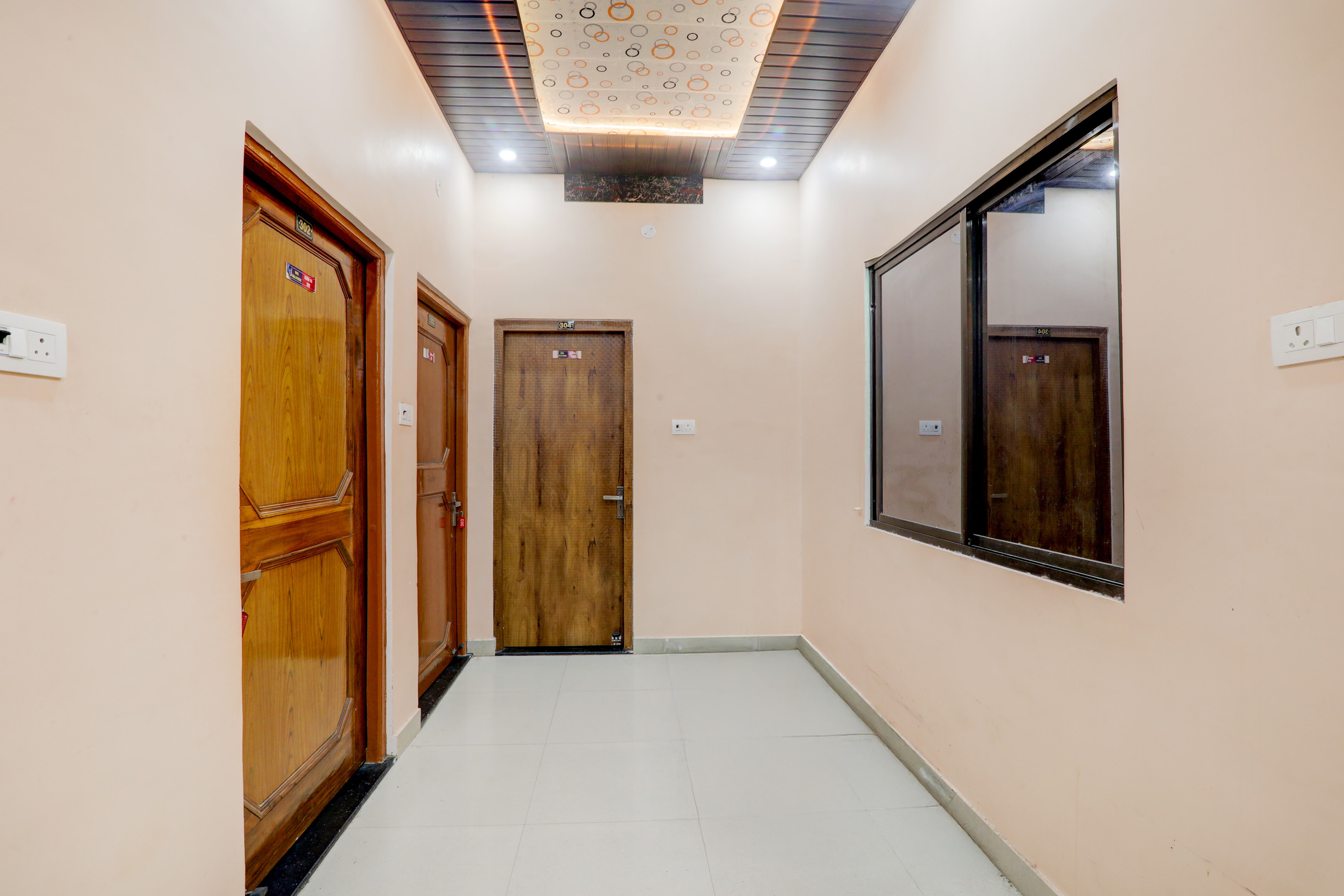 Super Hotel O Saryu Ghat Formerly Balaji Palace in Ayodhya