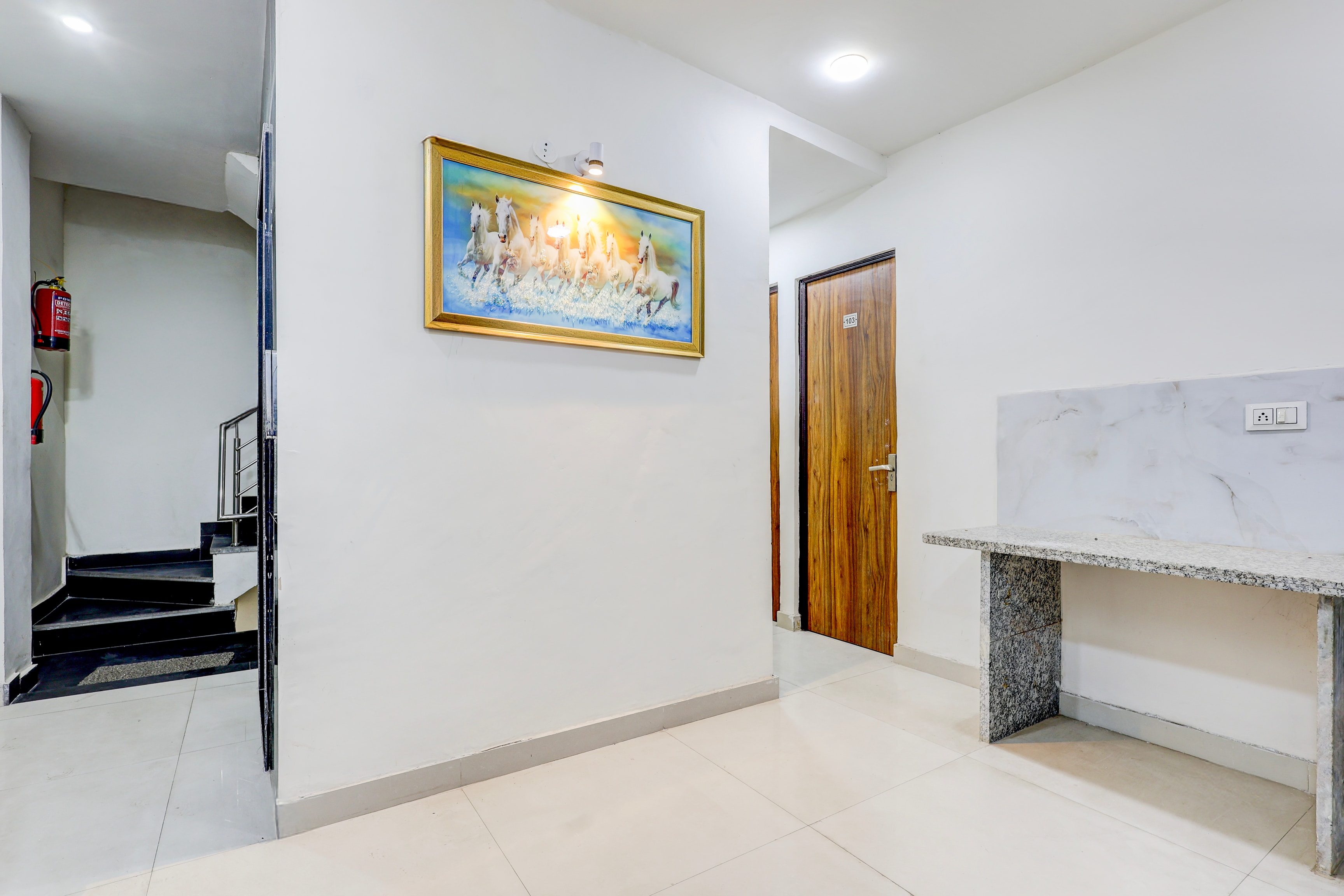 Super Hotel O Sector 25 Near Iskcon Temple Formerly Hotel Amazing House in Delhi