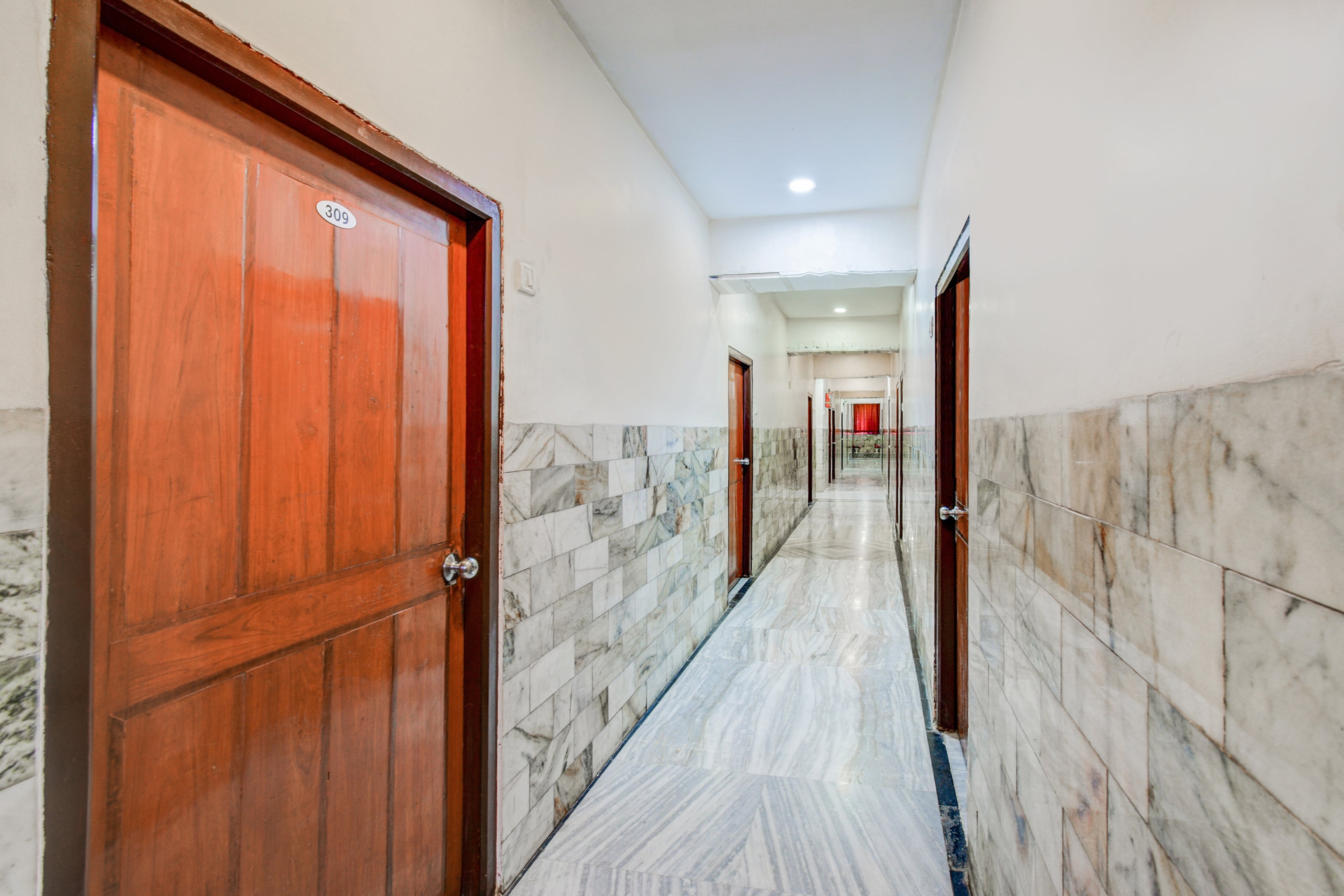 Hotel O MG Road Raniganj Formerly Holiday Hotel in Hyderabad