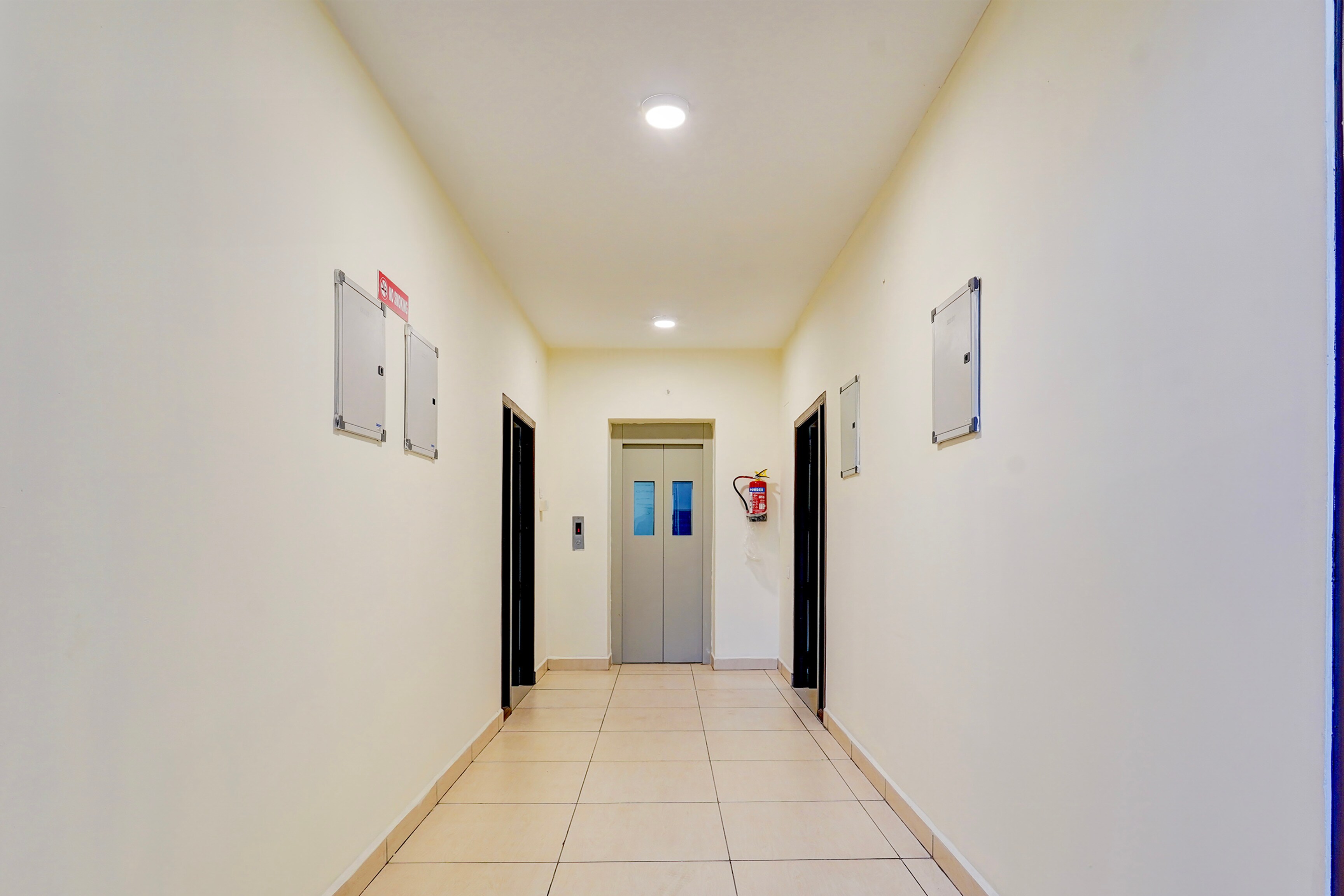 Super Hotel O Valasaravakkam Near Chandra Metro Mall in Chennai