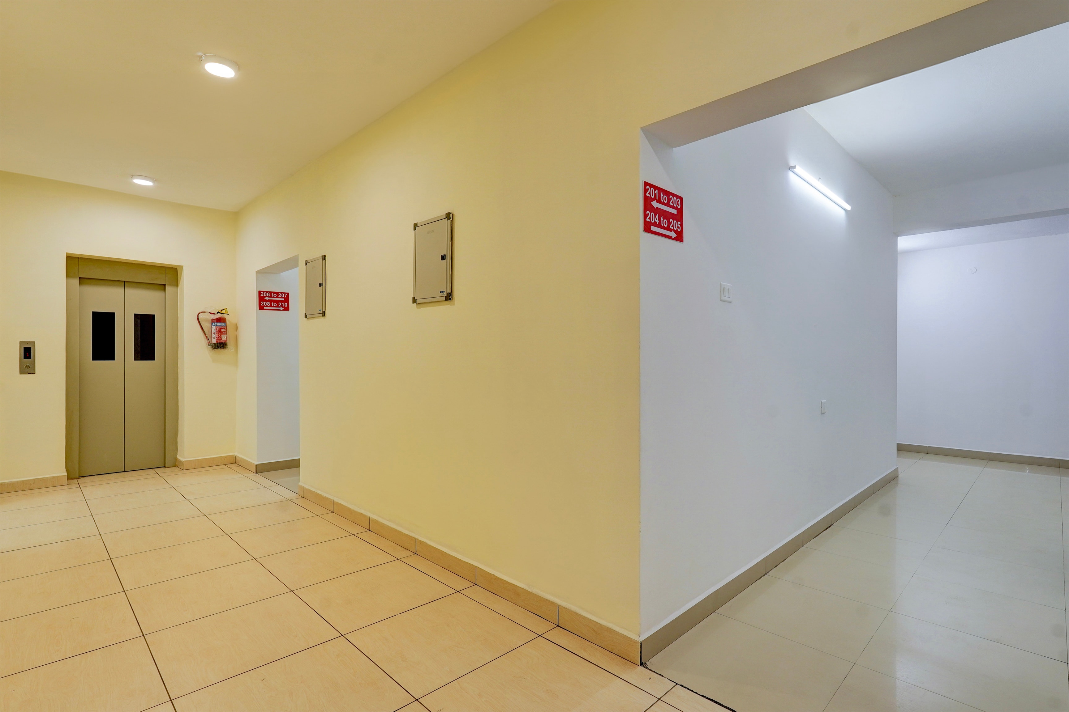 Super Hotel O Valasaravakkam Near Chandra Metro Mall in Chennai