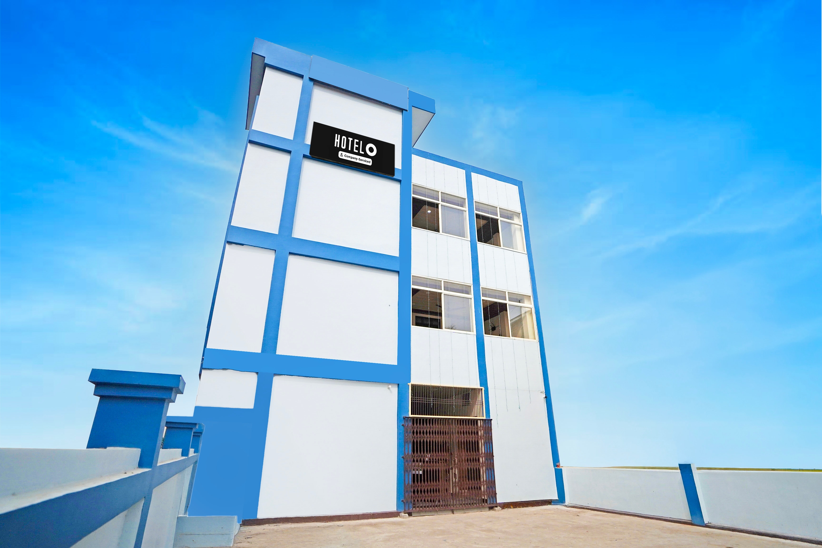 Super Hotel O Varanasi Banaras Junction Formerly Girija Palace in Varanasi