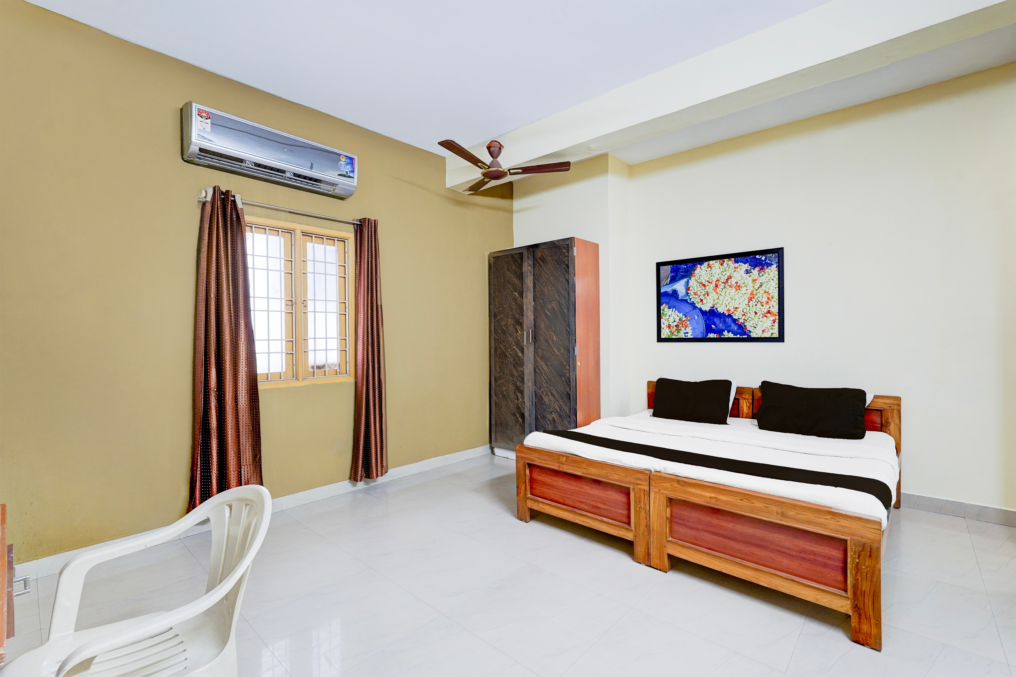 Super Hotel O Villivakkam Railway Station Formerly BV Stayz in Chennai