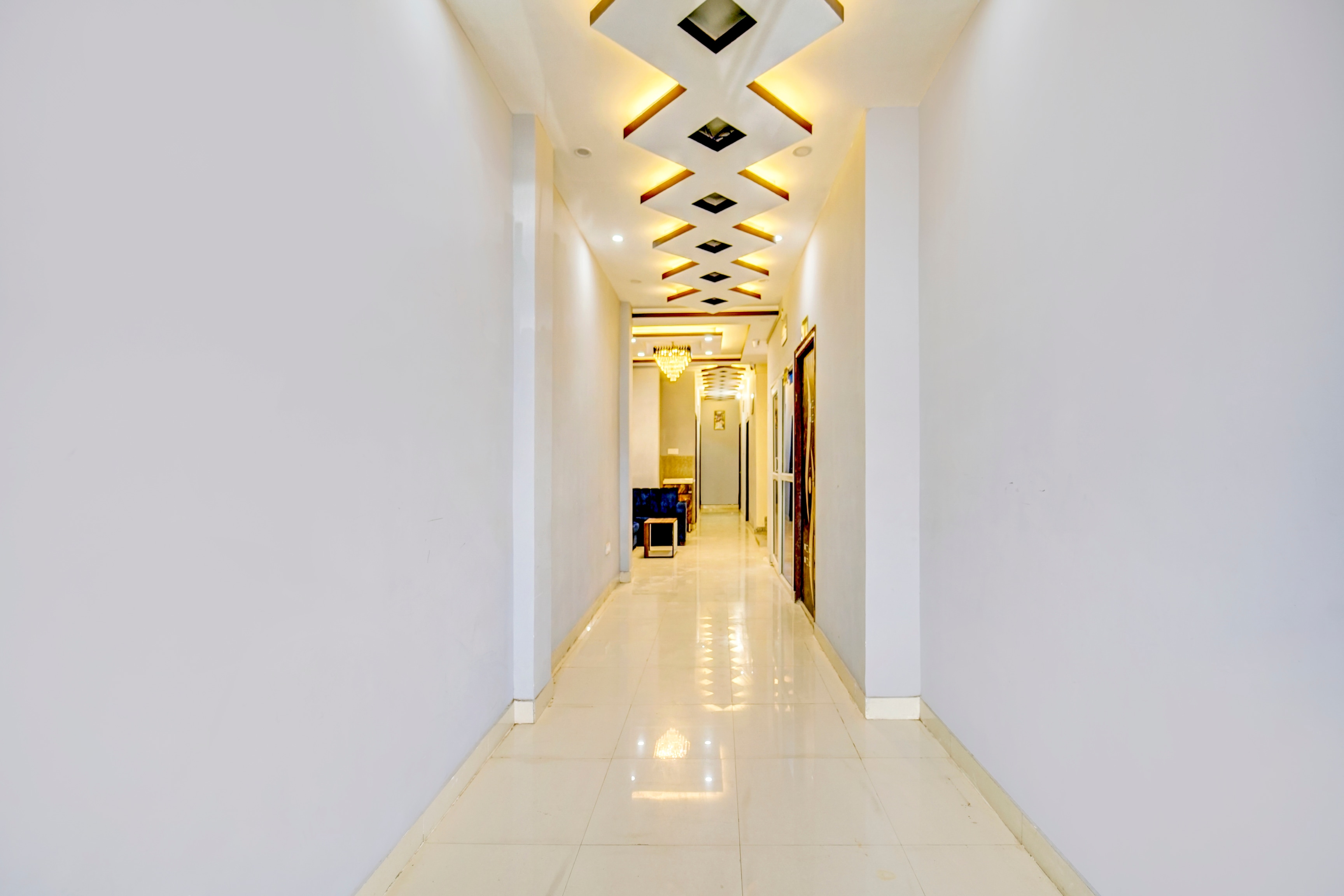 Super Townhouse Anisabad Near Mahavir Sansthan in Patna