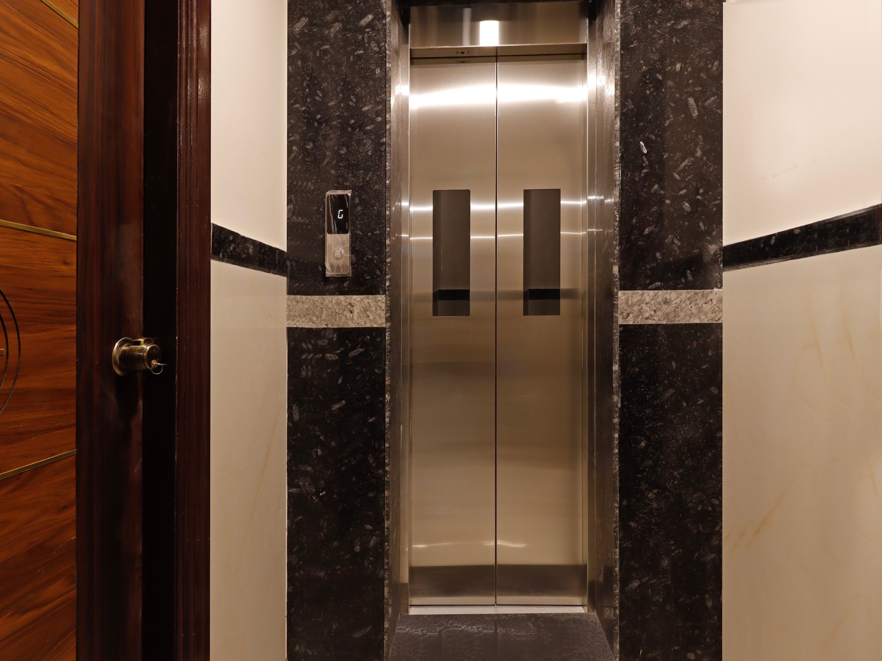 Super Townhouse Bellandur Near Embassy Tech Village in Bangalore