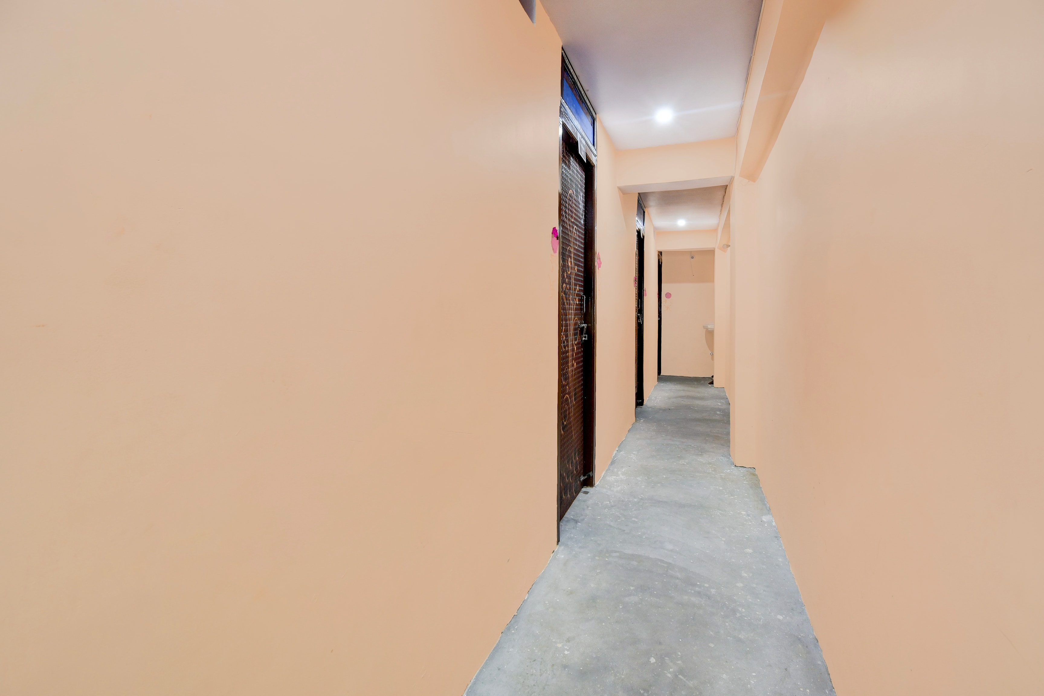 Super Townhouse Civil Lines Prayagraj Formerly Raj Mahal Palace in Prayagraj