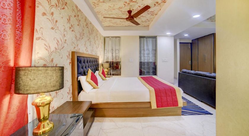Hotel White Castle in Noida