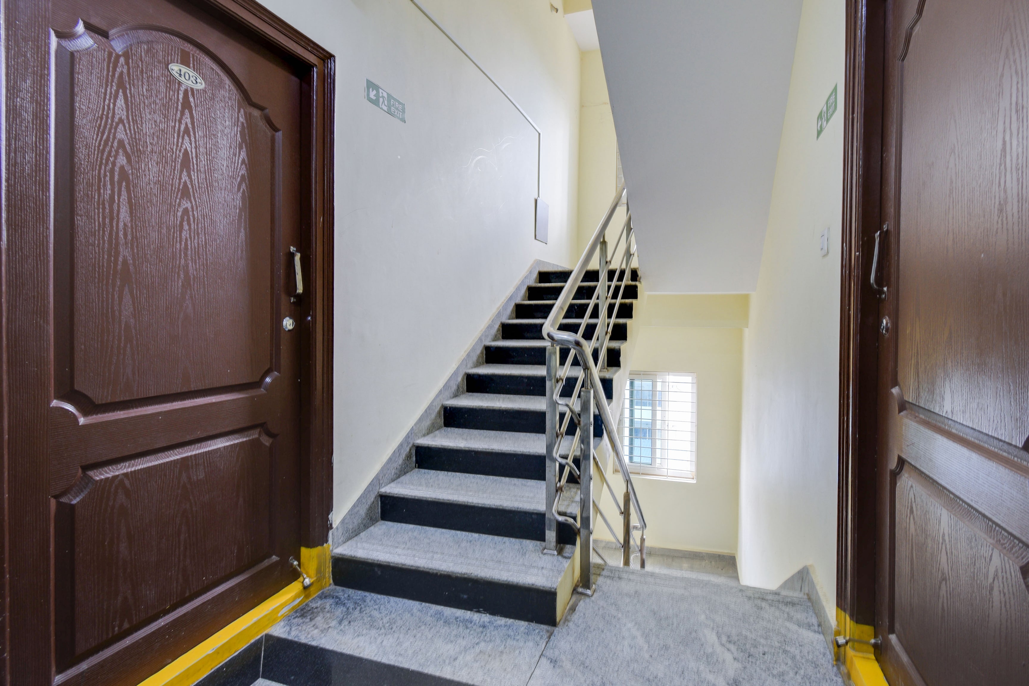 Super Townhouse Hitech City Madhapur in Hyderabad