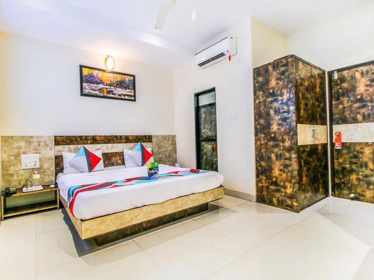 Hotel Embassy Grand in Mumbai