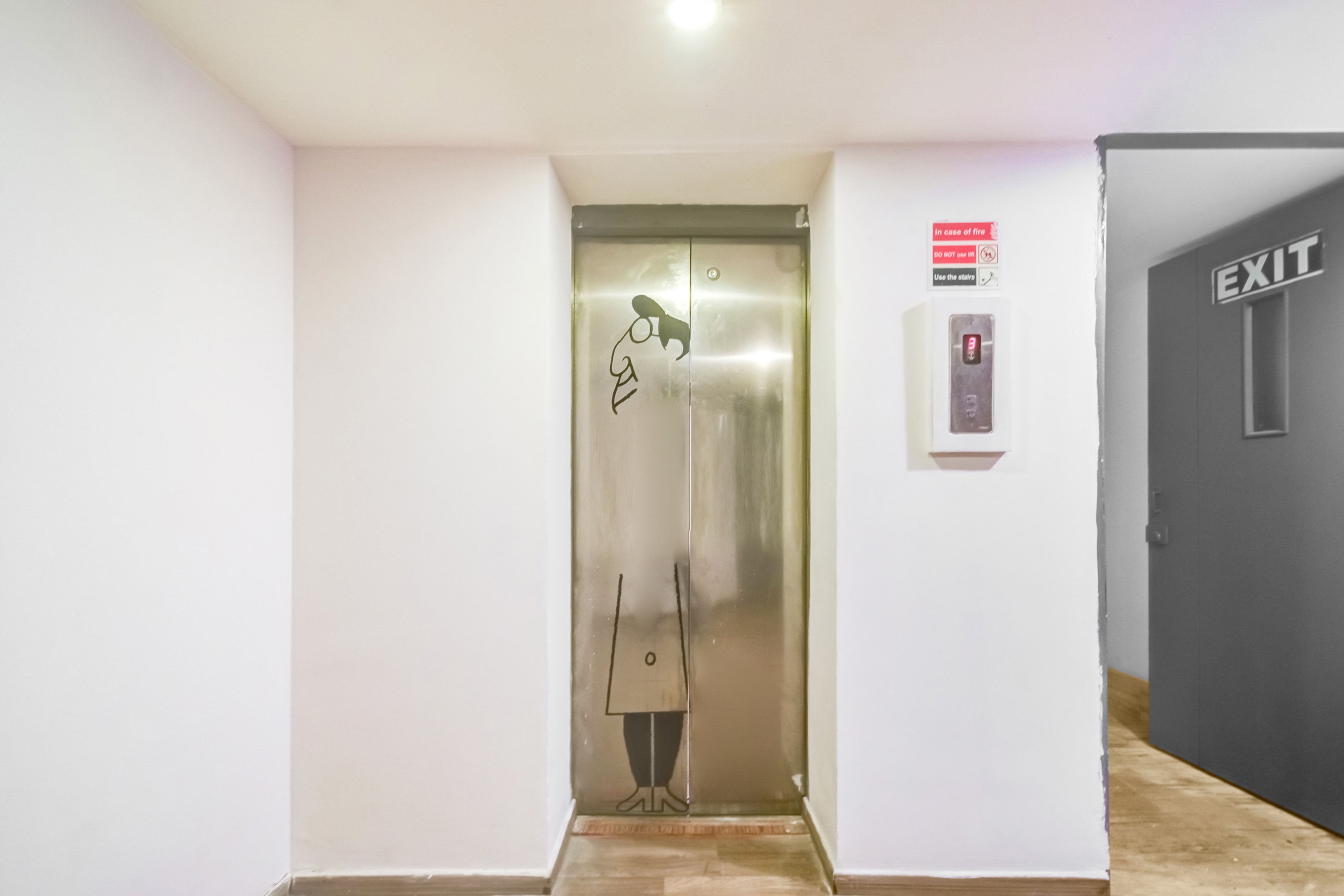 Super Townhouse Lakdikapul in Hyderabad