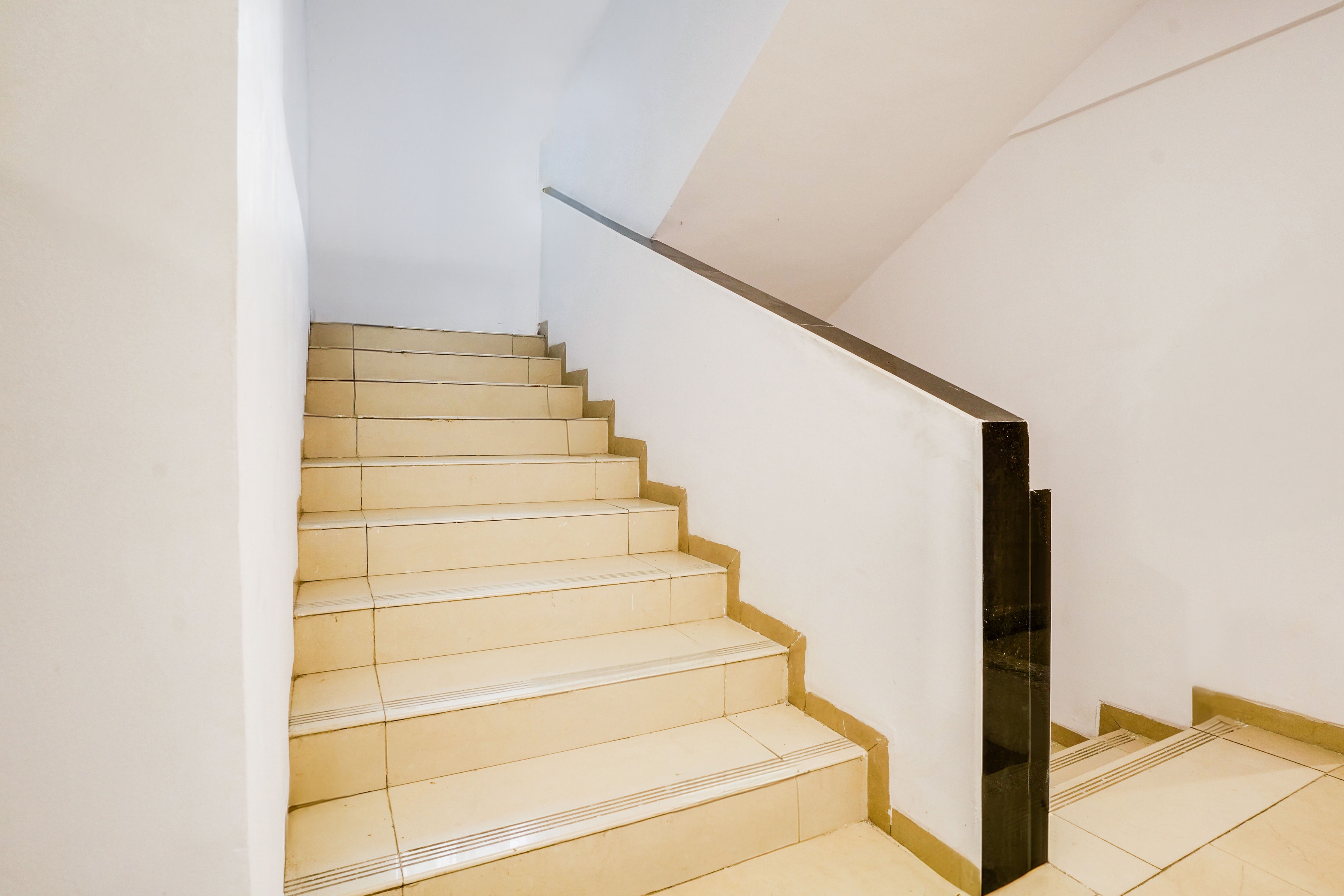 Super Townhouse Marol Near Mumbai Airport in Mumbai