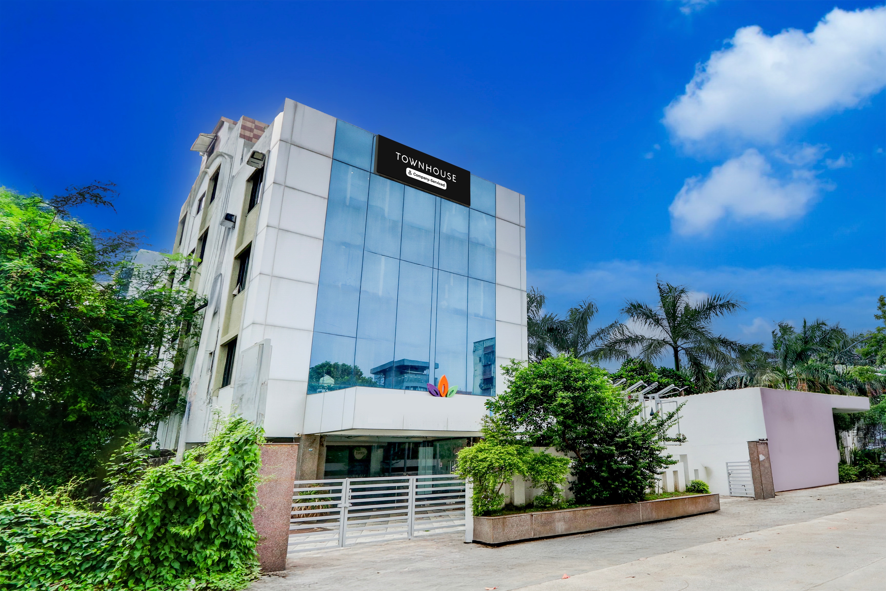 Super Townhouse Nagpur Airport Formerly Flora Inn in Nagpur