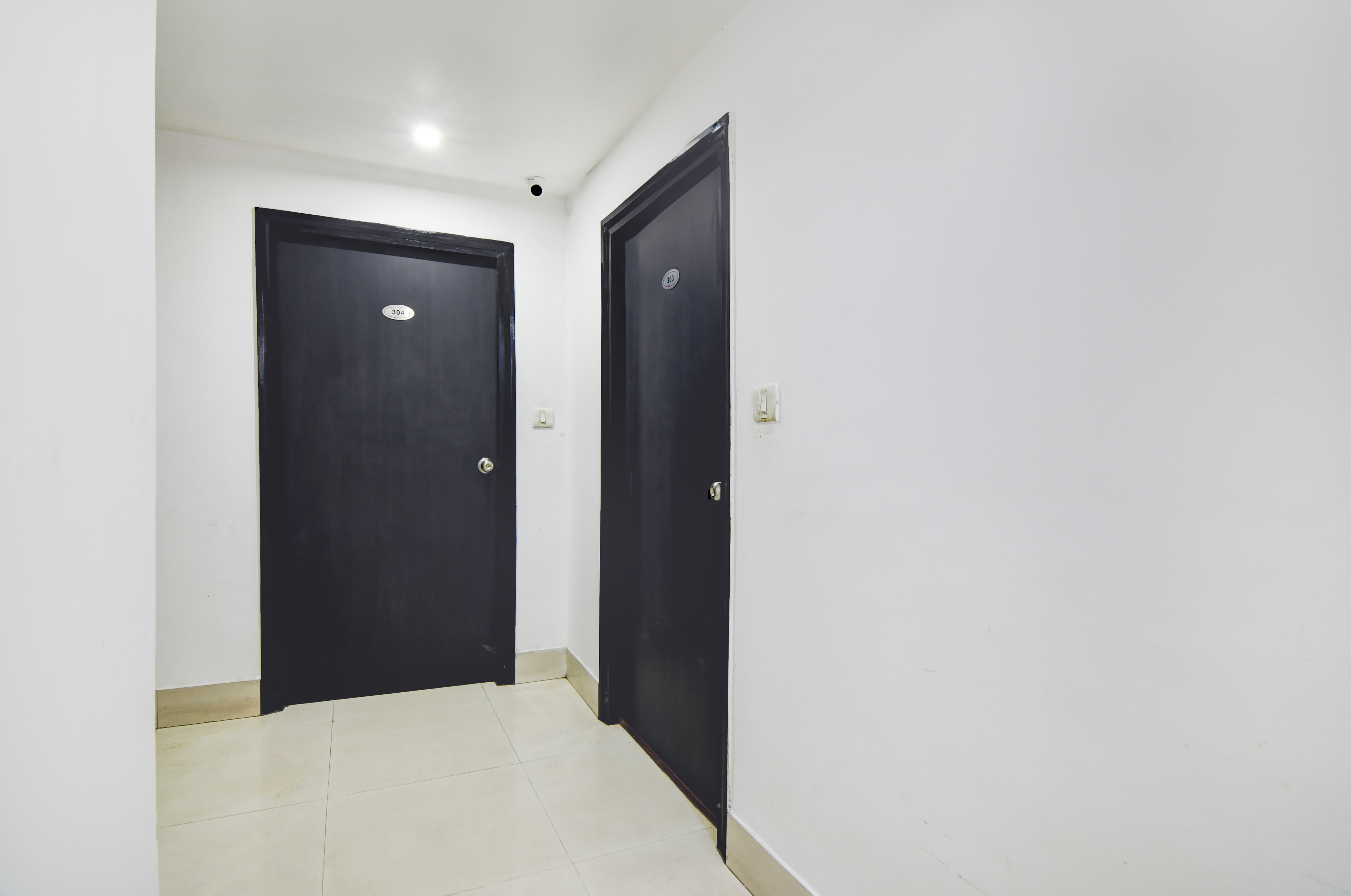 Super Townhouse Oak Ballygunge Formerly Hotel Lovelock in Kolkata