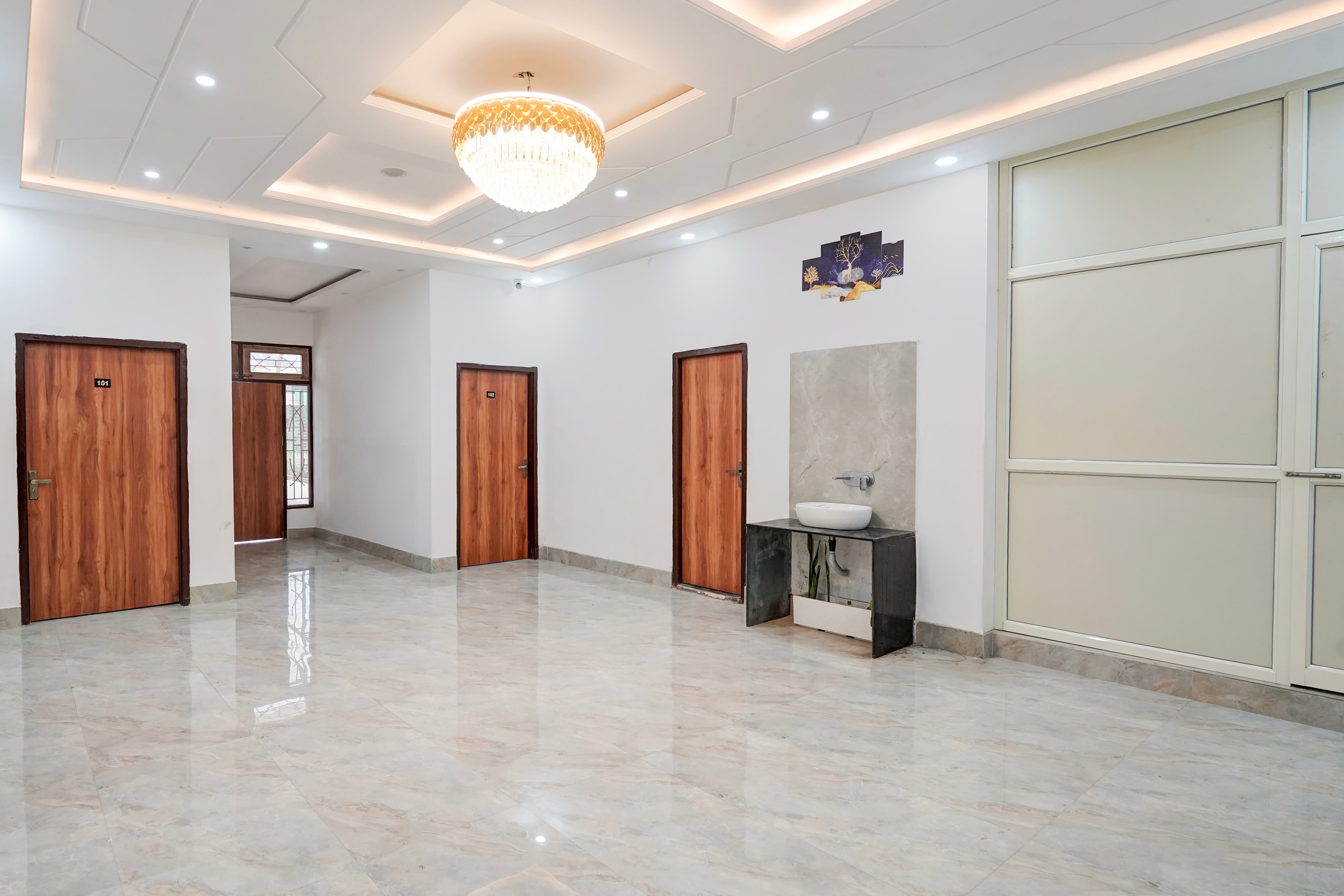 Super Townhouse Oak Civil Lines Prayagraj Formerly The Grand Palace in Prayagraj