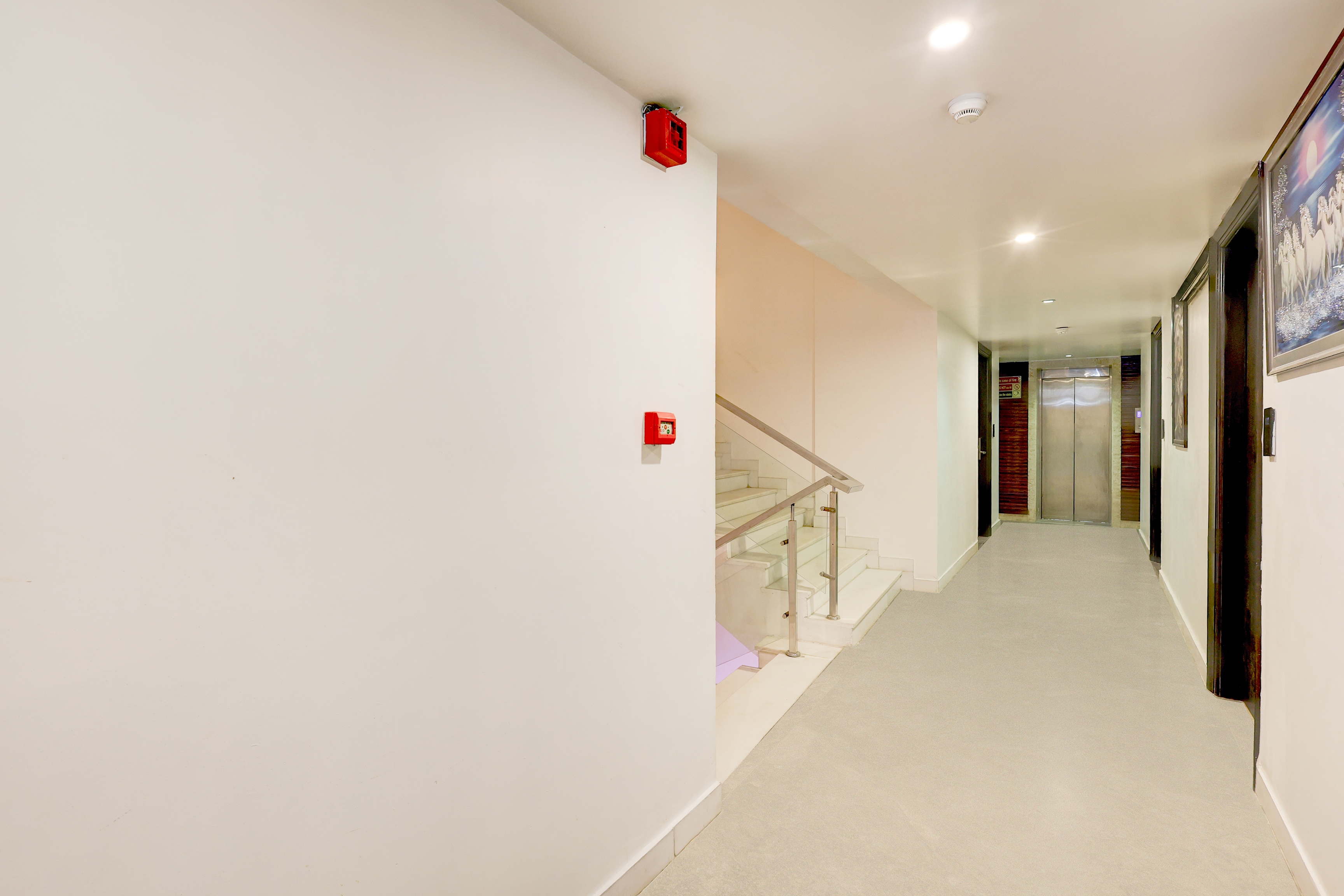 Super Townhouse Oak New Delhi Central Railway Junction Formerly Uppal International in Delhi