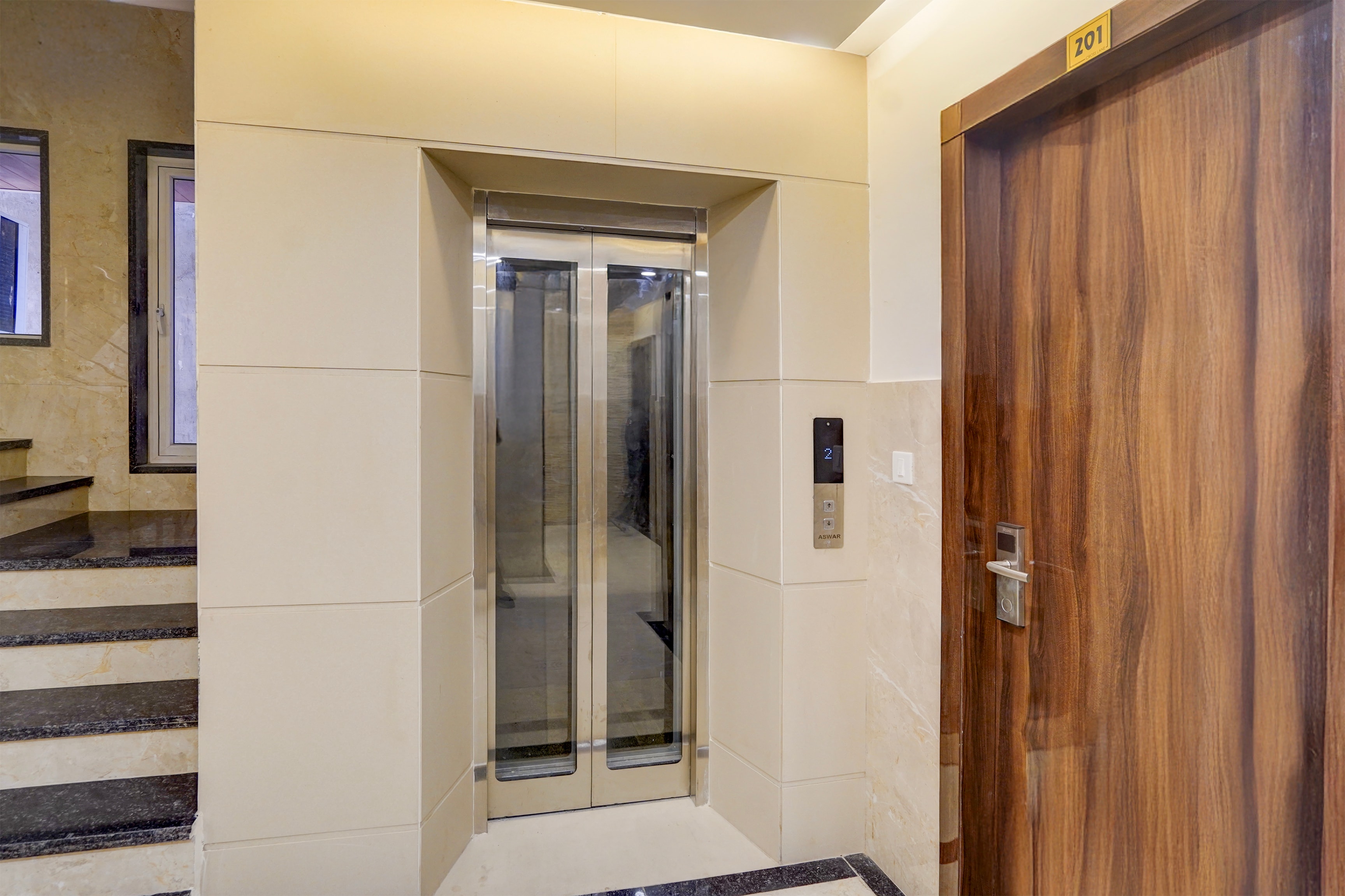 Super Townhouse Oak Railway Junction Kota Formerly Hotel Crosslane in Kota