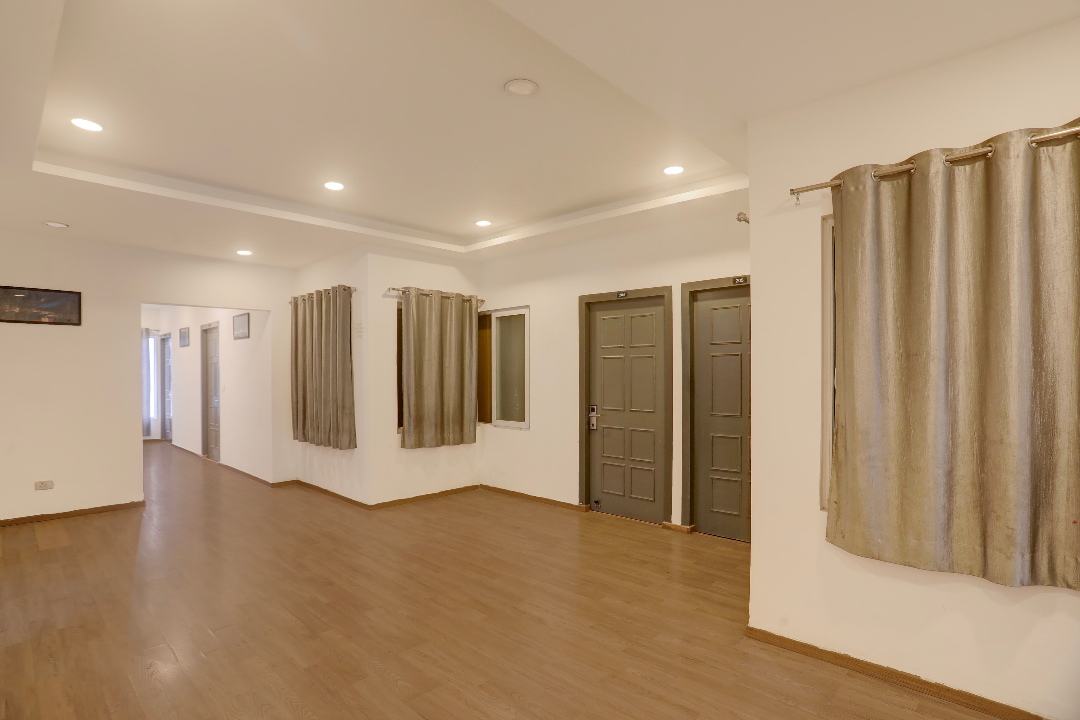 Townhouse Mumfordganj Fountain Crossing Formerly APS Inn in Prayagraj