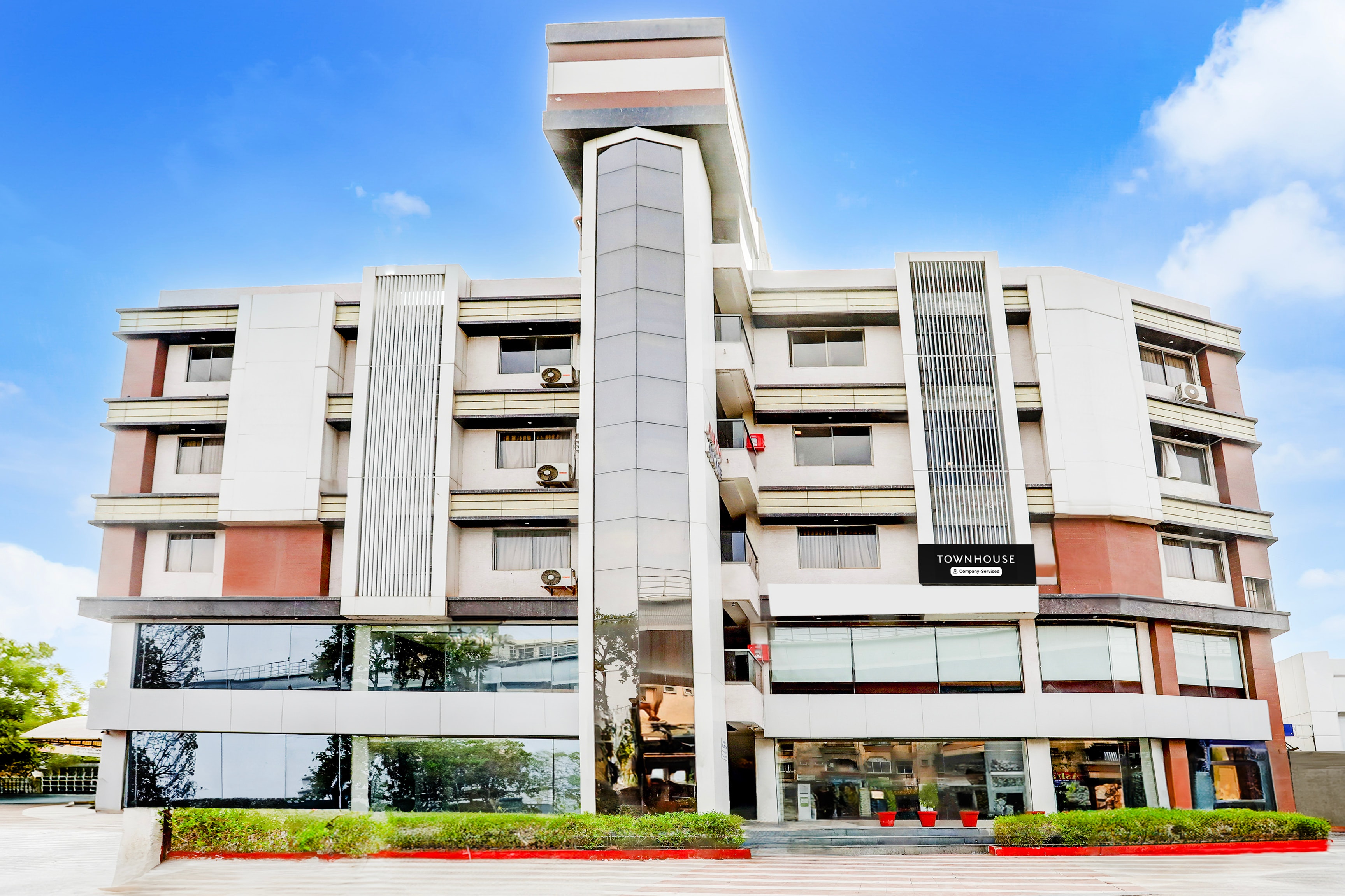 Super Townhouse Prahladnagar in Ahmedabad