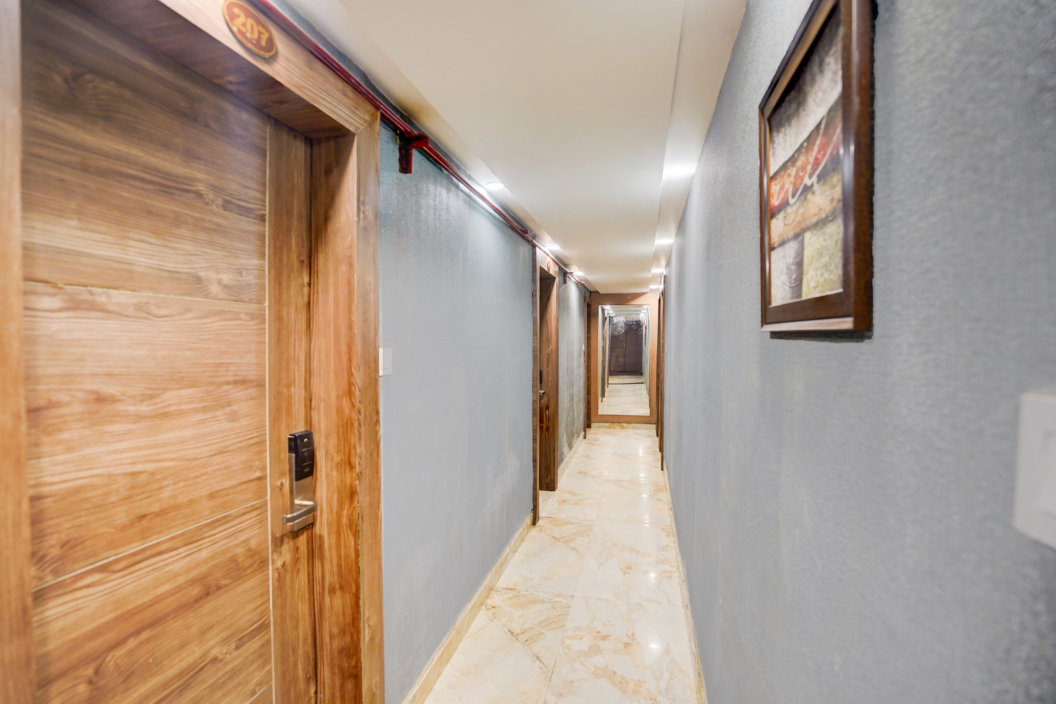 Super Townhouse Prayagraj Central Bus Terminal Formerly Hotel Four View in Prayagraj