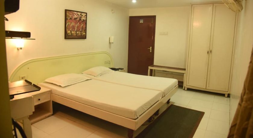 Marble Palace Guest House in Kolkata