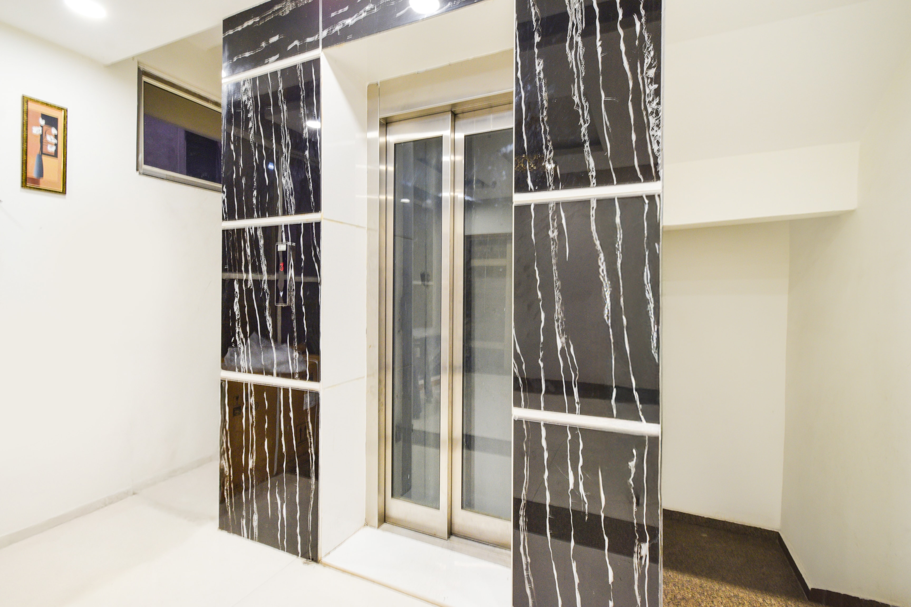 Super Townhouse Raniganj Formerly Devi Residency in Hyderabad