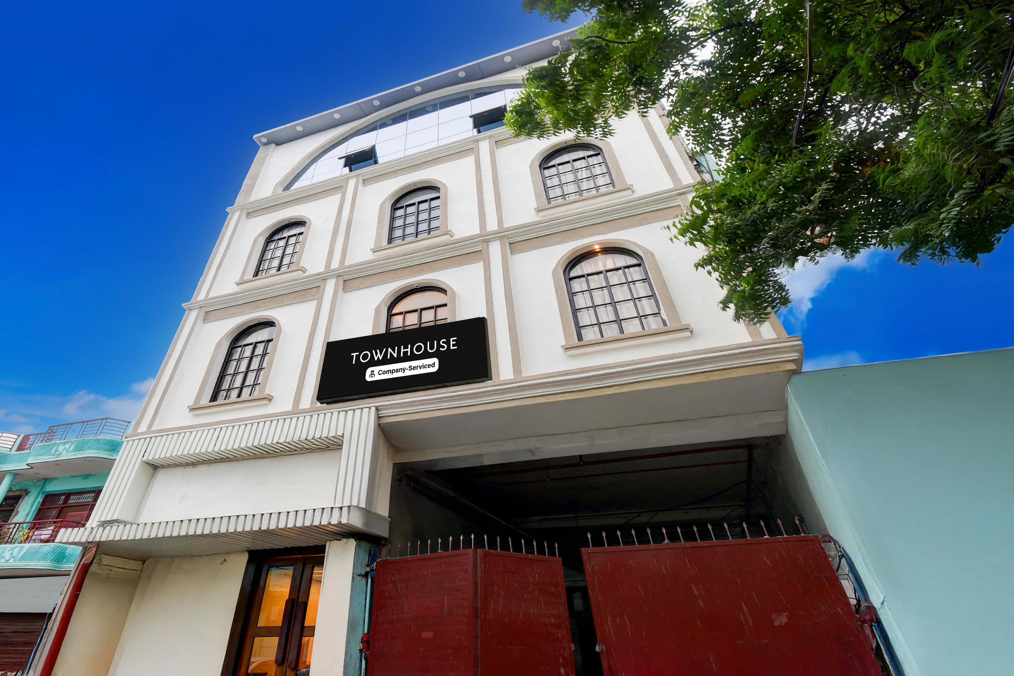 Super Townhouse Varanasi Railway Junction in Varanasi