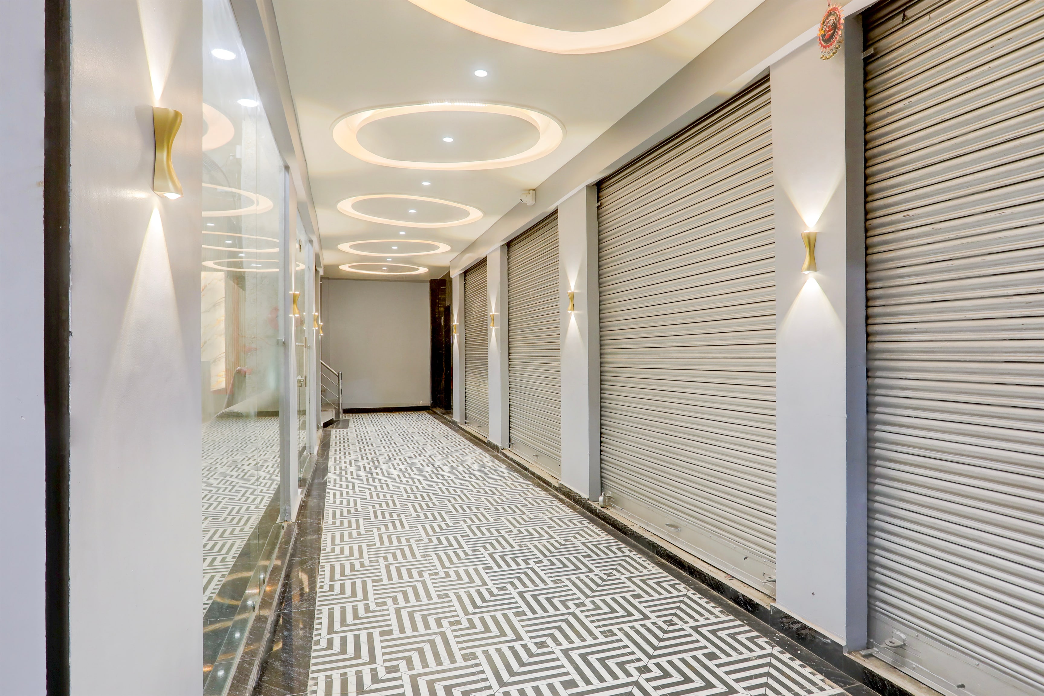 Super Townhouse Vishwanath Temple Varanasi in Varanasi